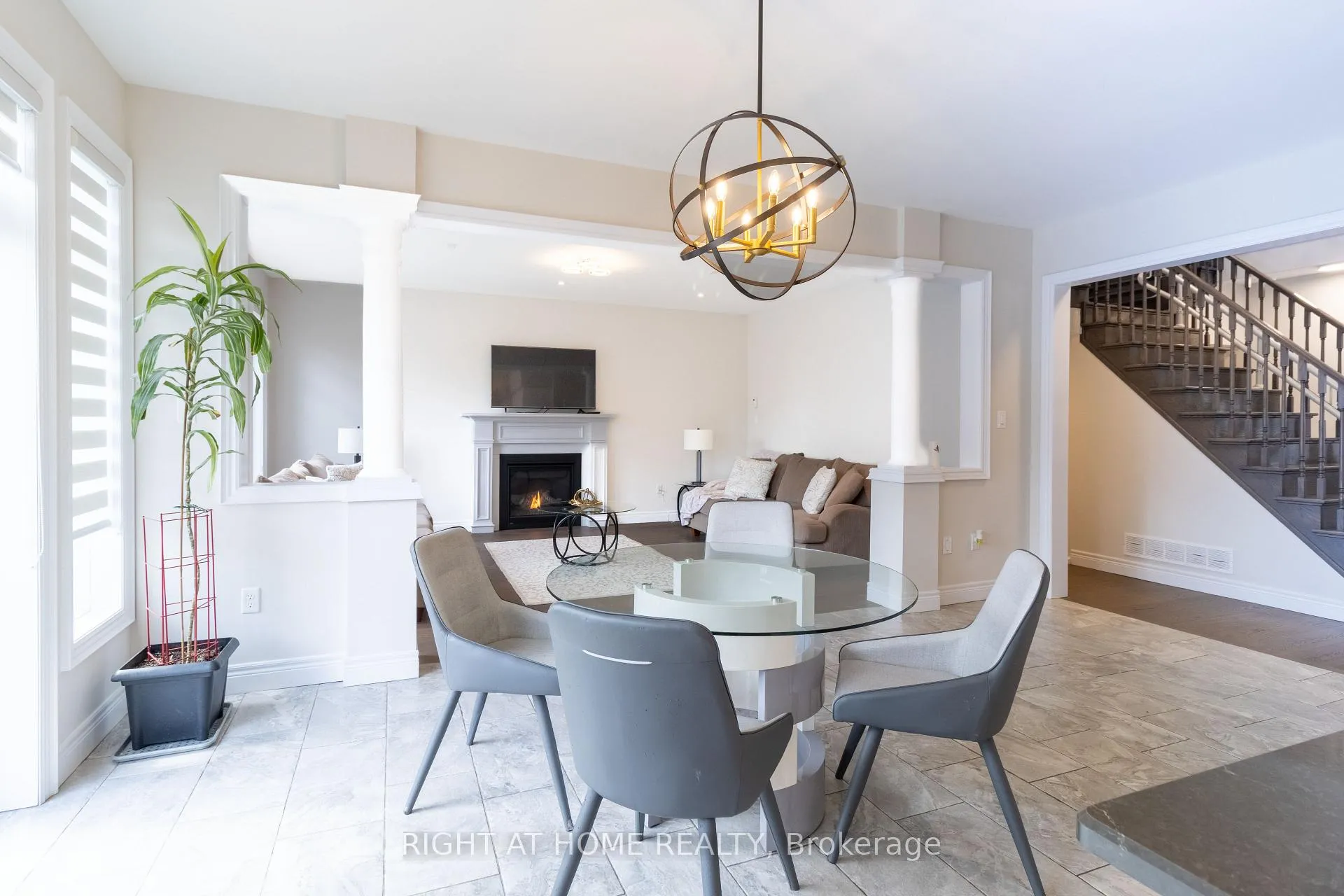 Photo 16 of 779 Snowberry Court, Waterloo — HOMEH