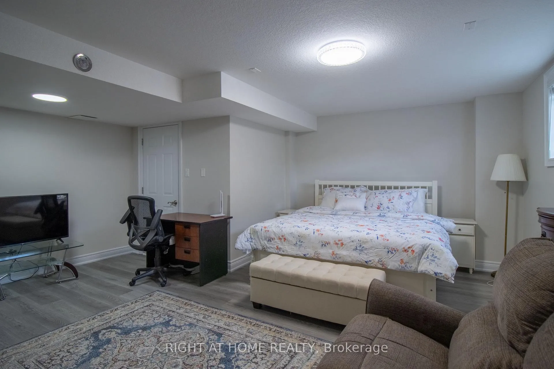 Photo 43 of 779 Snowberry Court, Waterloo — HOMEH