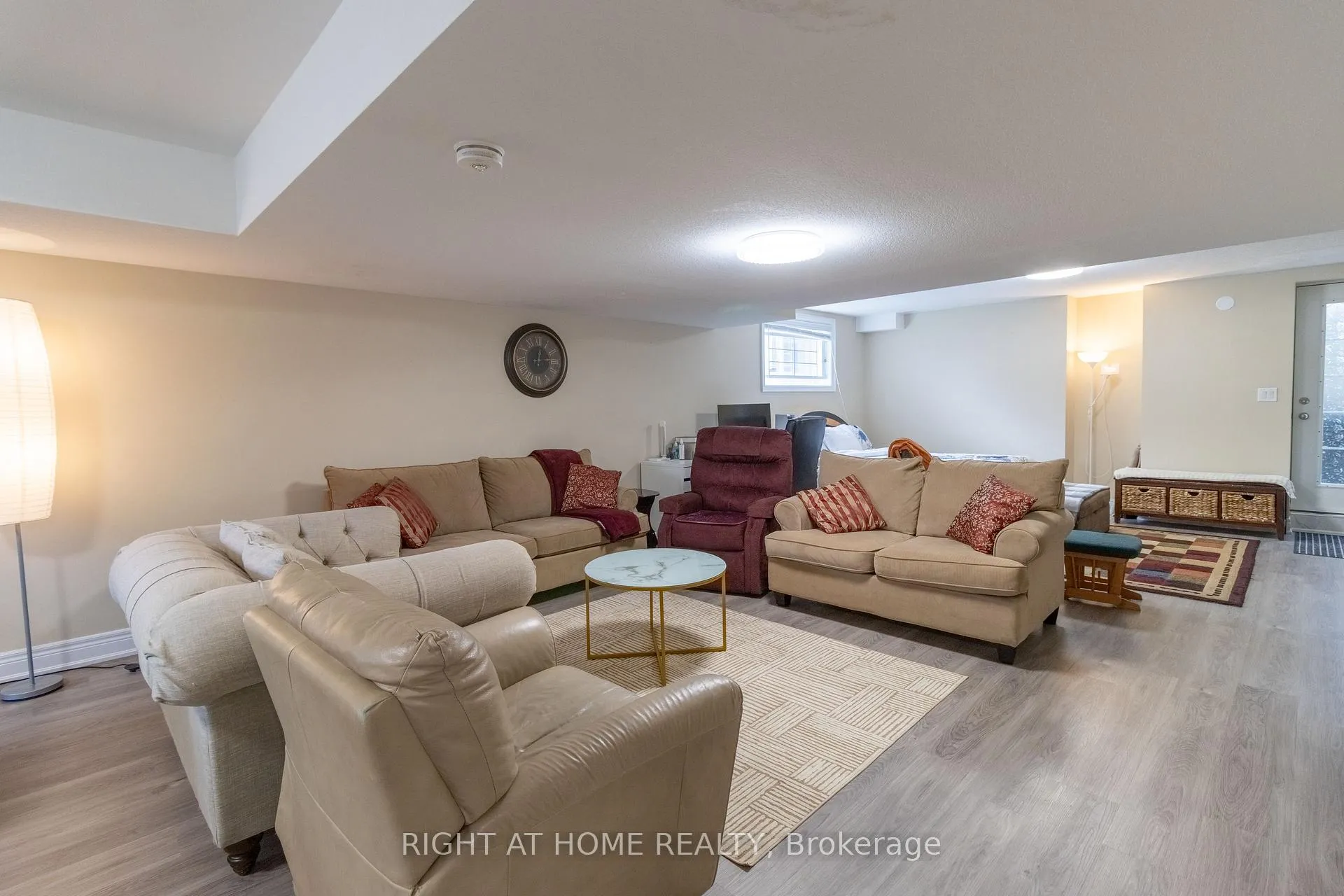 Photo 46 of 779 Snowberry Court, Waterloo — HOMEH