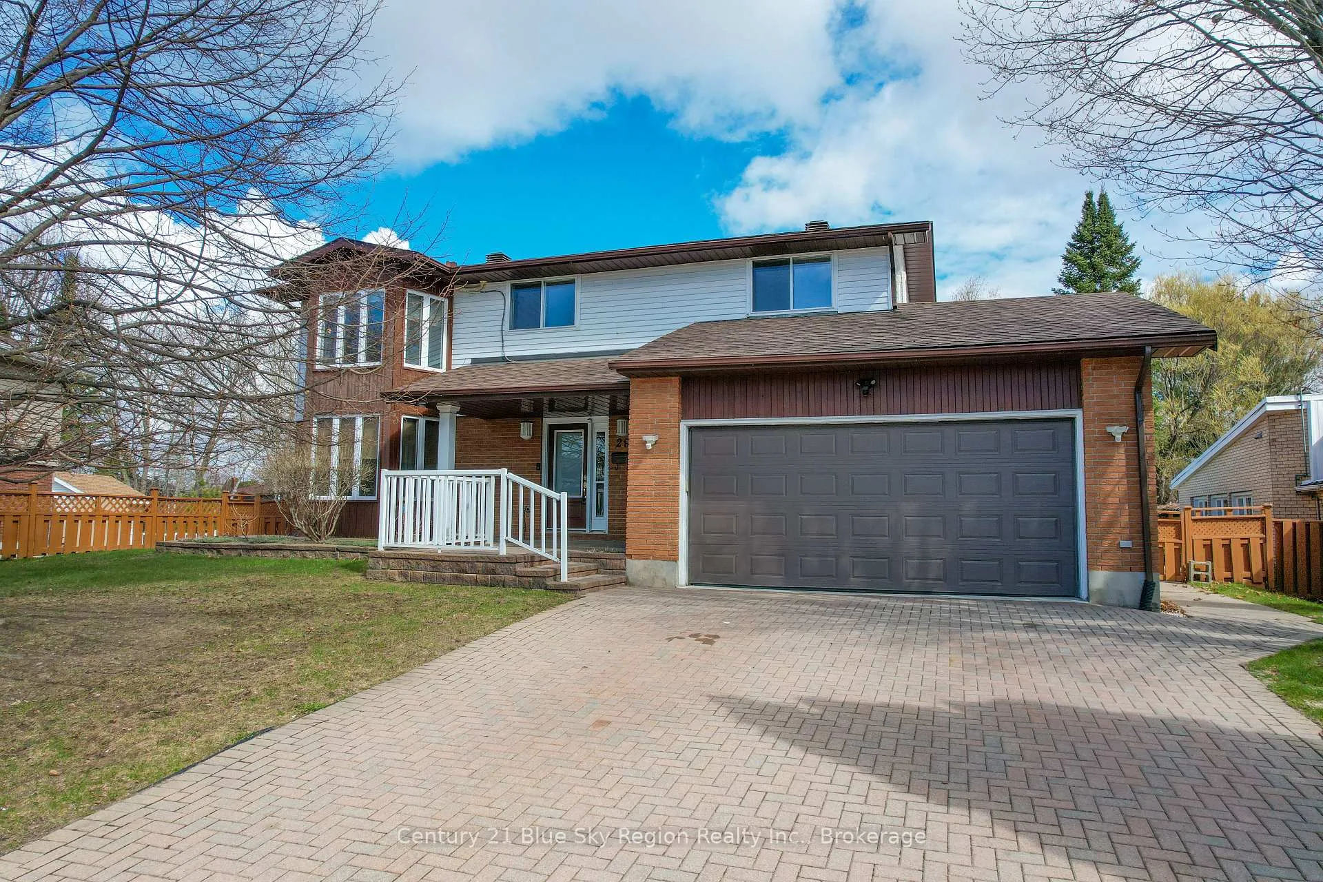 Photo 2 of 28 Labreche Drive, North Bay, Ferris — HOMEH