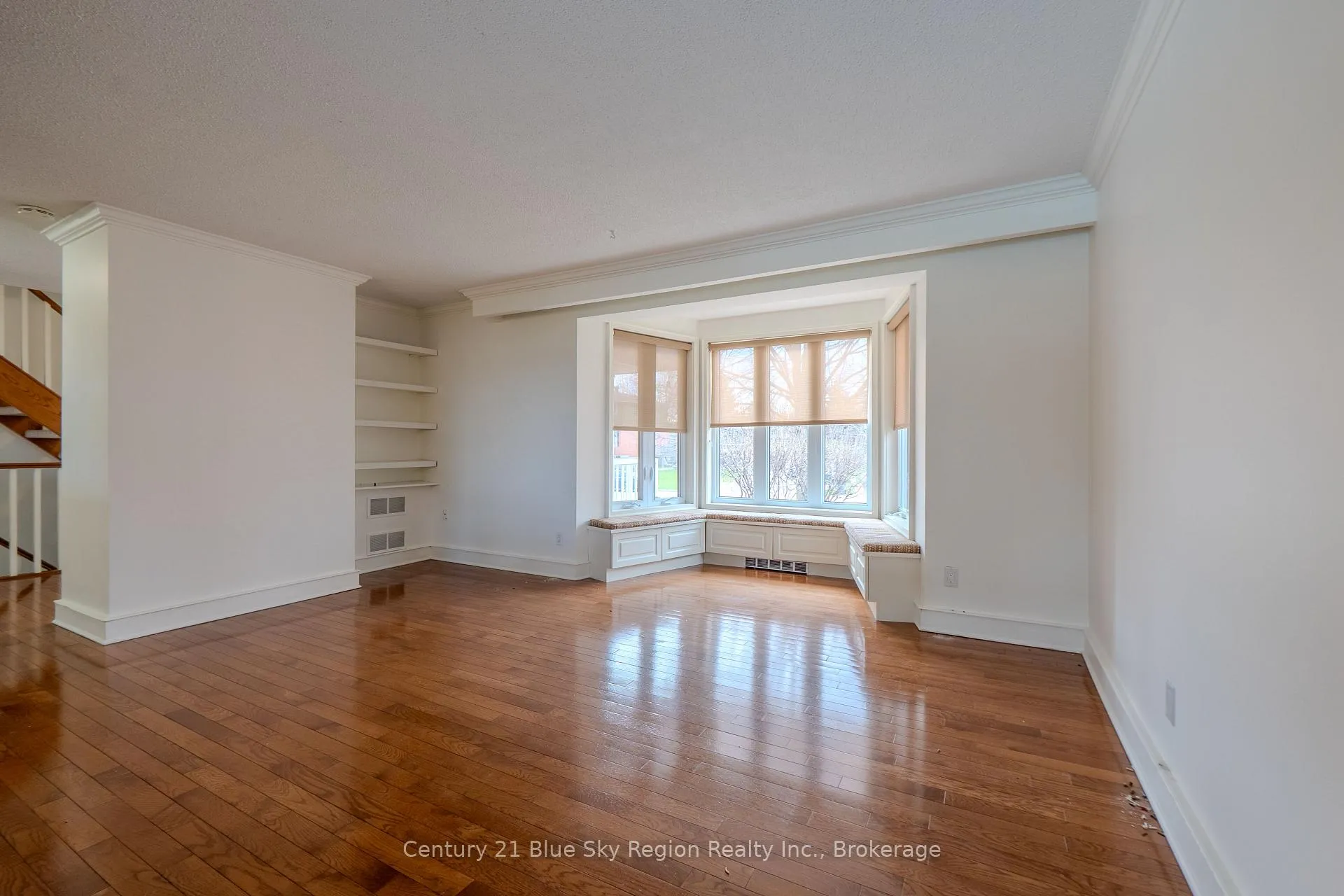 Photo 10 of 28 Labreche Drive, North Bay, Ferris — HOMEH