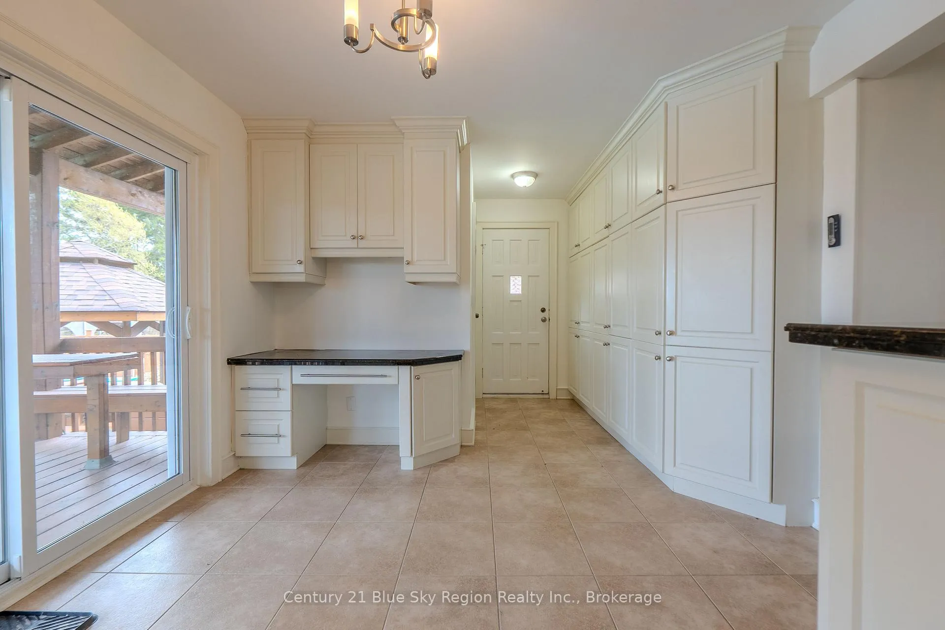 Photo 16 of 28 Labreche Drive, North Bay, Ferris — HOMEH