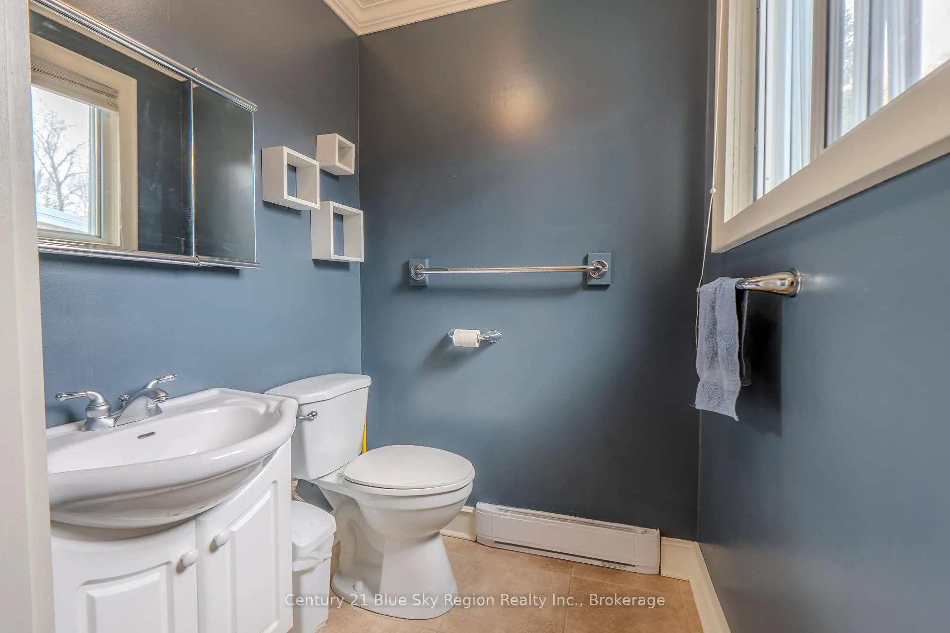 Photo 17 of 28 Labreche Drive, North Bay, Ferris — HOMEH