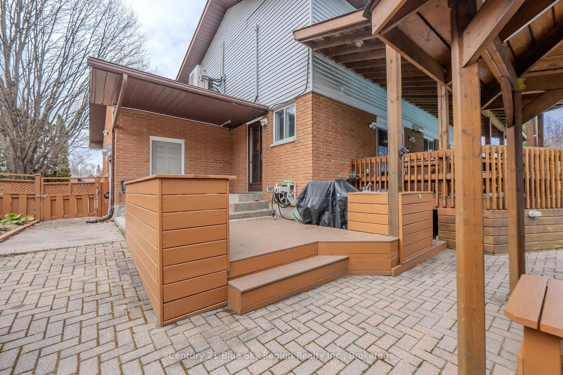 Photo 24 of 28 Labreche Drive, North Bay, Ferris — HOMEH