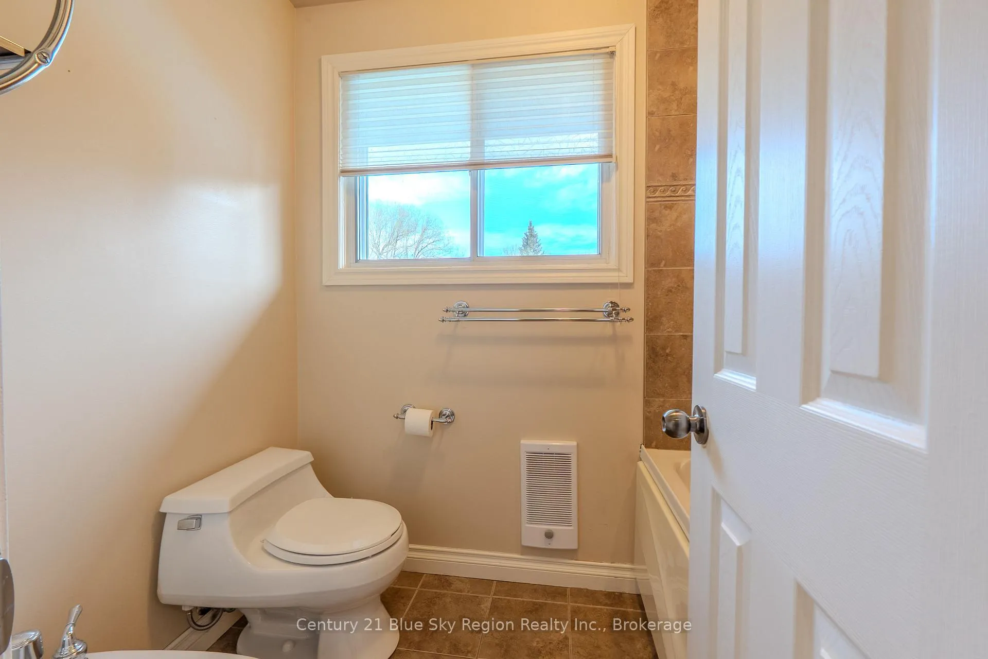 Photo 32 of 28 Labreche Drive, North Bay, Ferris — HOMEH