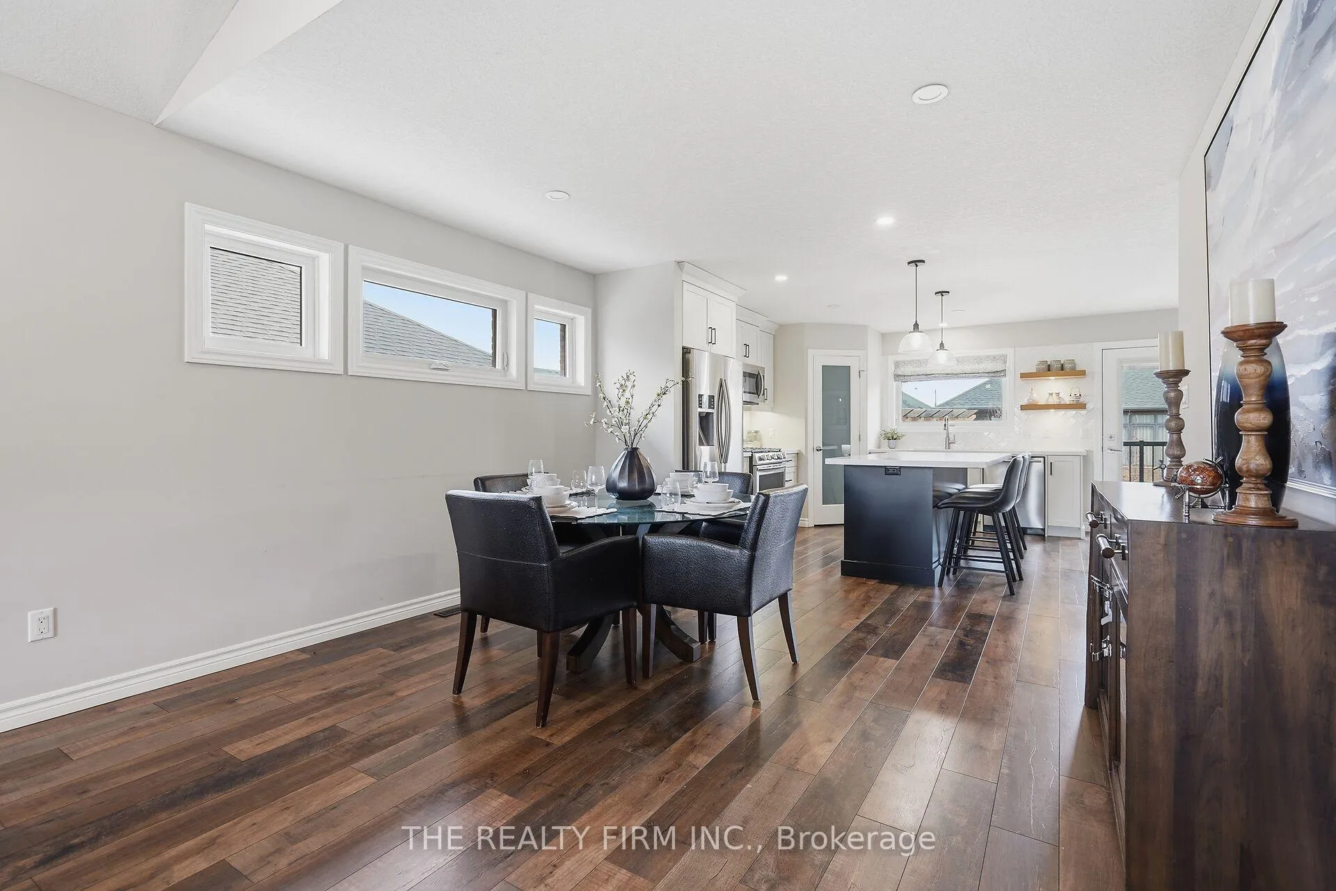 Photo 4 of 15 Glenwood Street, St. Thomas — HOMEH