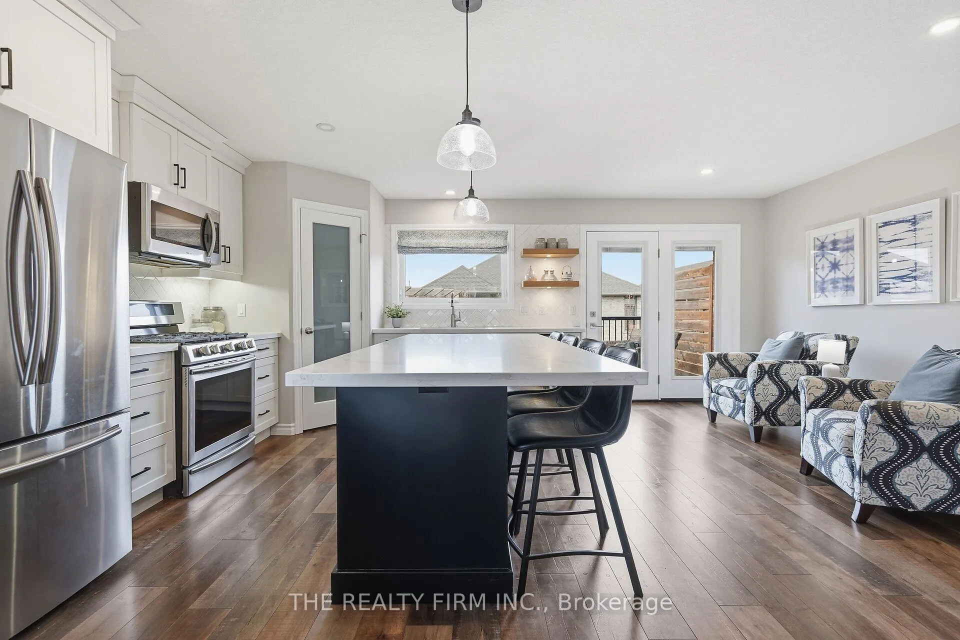 Photo 5 of 15 Glenwood Street, St. Thomas — HOMEH