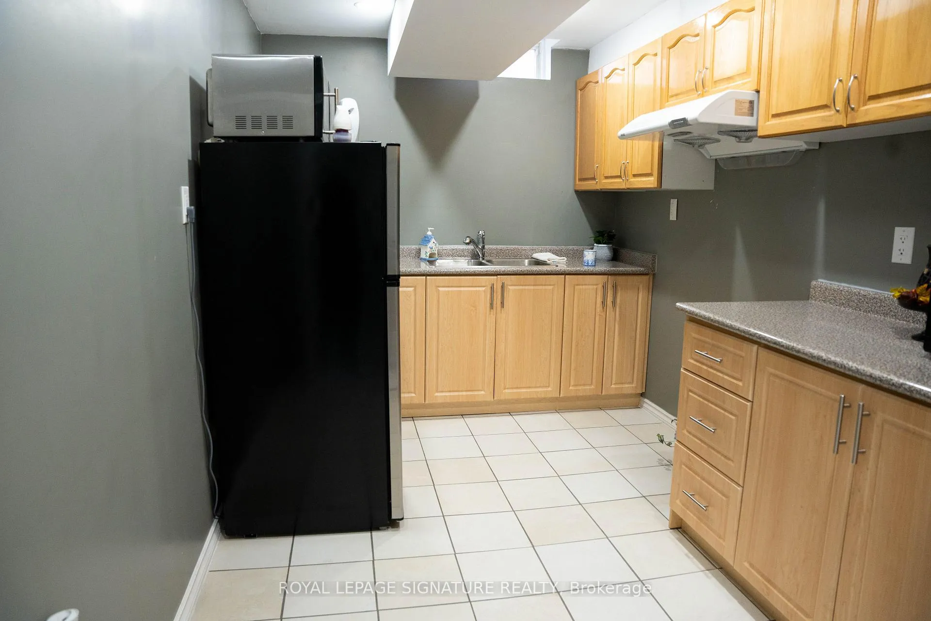 Photo 21 of 25 Versailles Crescent, Brampton, Bram East — HOMEH