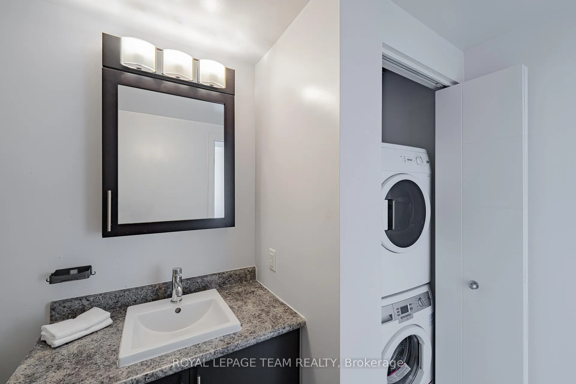 Photo 16 of Unit 1306, 40 Nepean Street, Ottawa, Ottawa Centre — HOMEH