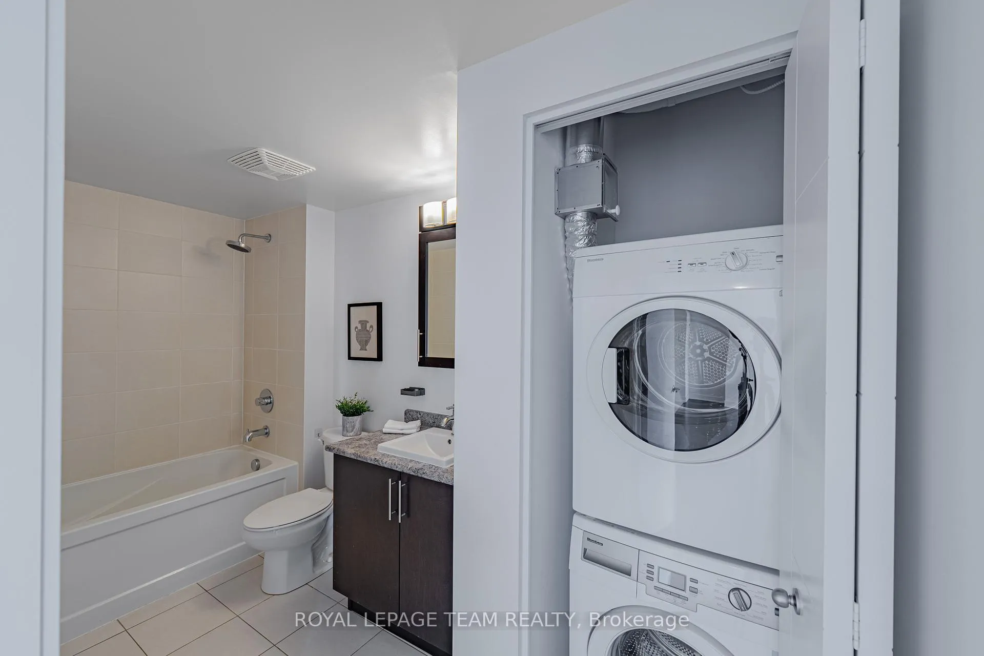 Photo 17 of Unit 1306, 40 Nepean Street, Ottawa, Ottawa Centre — HOMEH