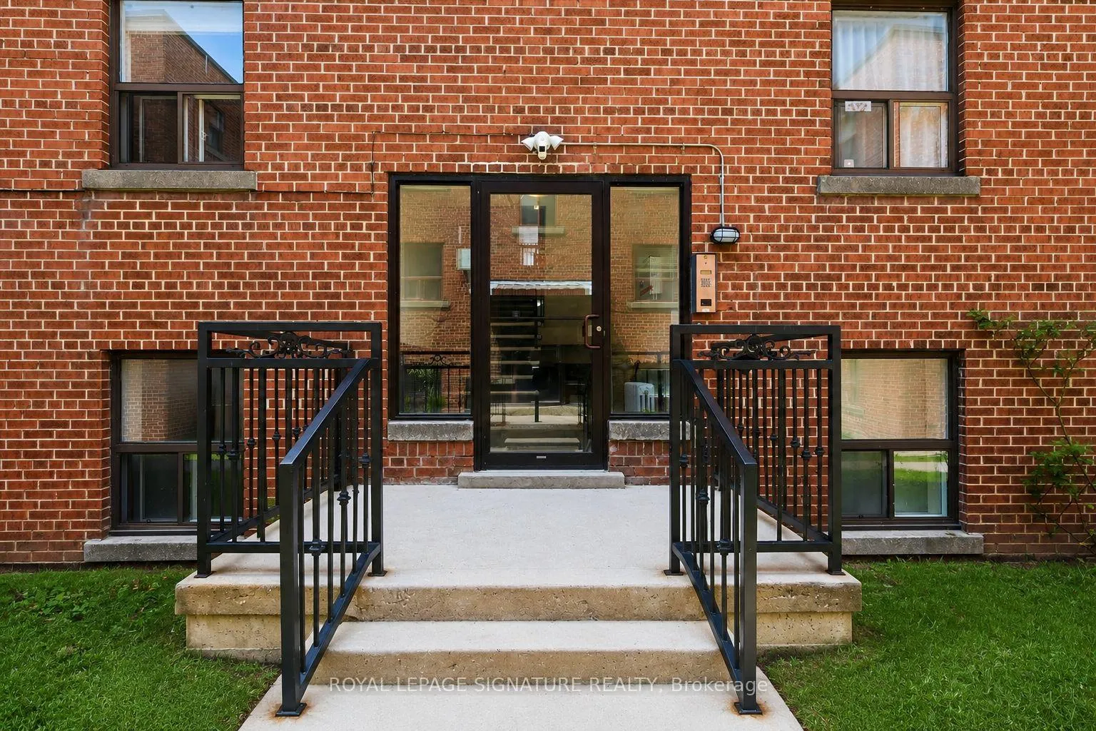 Photo 1 of Unit 201, 1000 O'Connor Drive, Toronto, O'Connor-Parkview — HOMEH