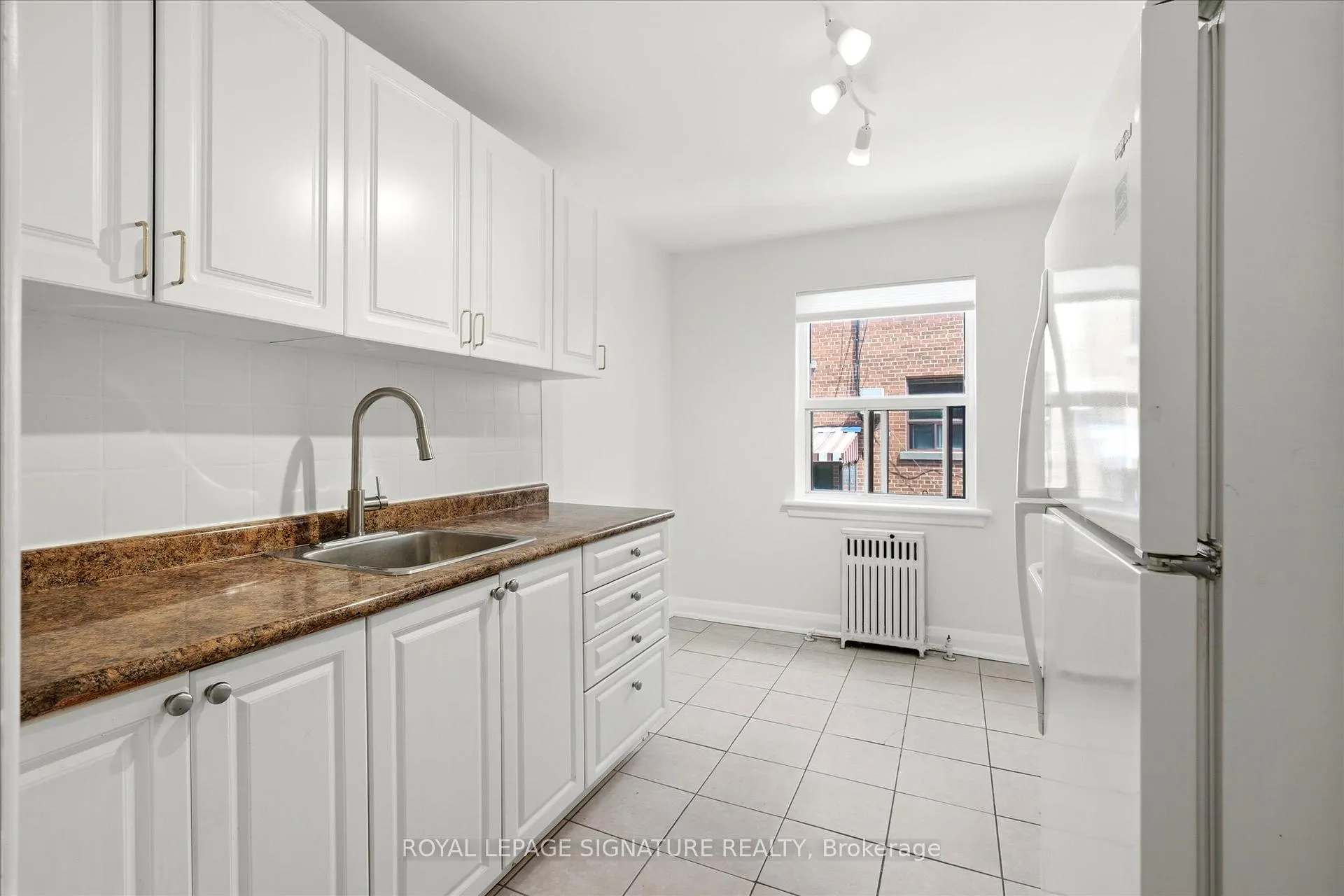 Photo 4 of Unit 201, 1000 O'Connor Drive, Toronto, O'Connor-Parkview — HOMEH