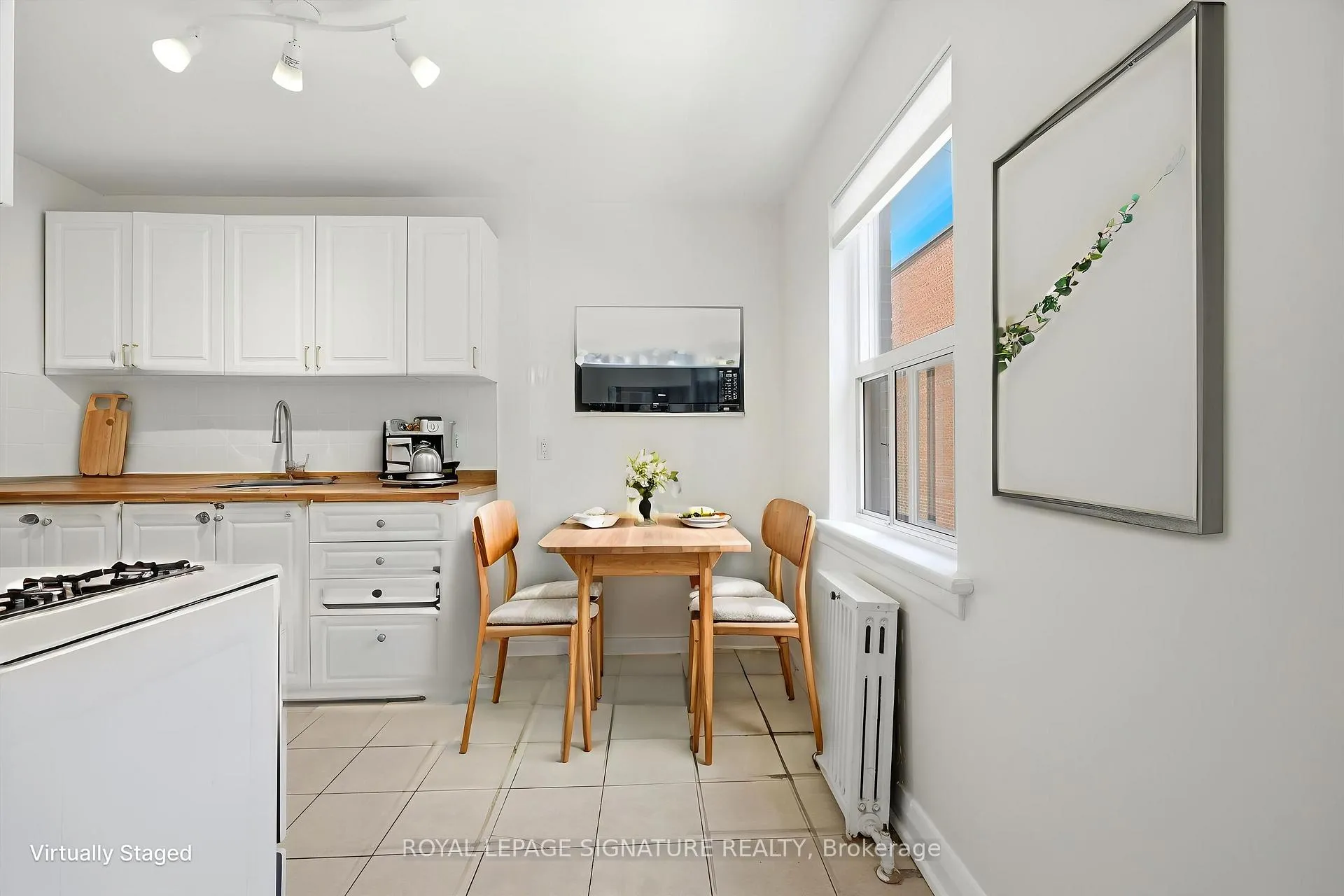 Photo 9 of Unit 201, 1000 O'Connor Drive, Toronto, O'Connor-Parkview — HOMEH