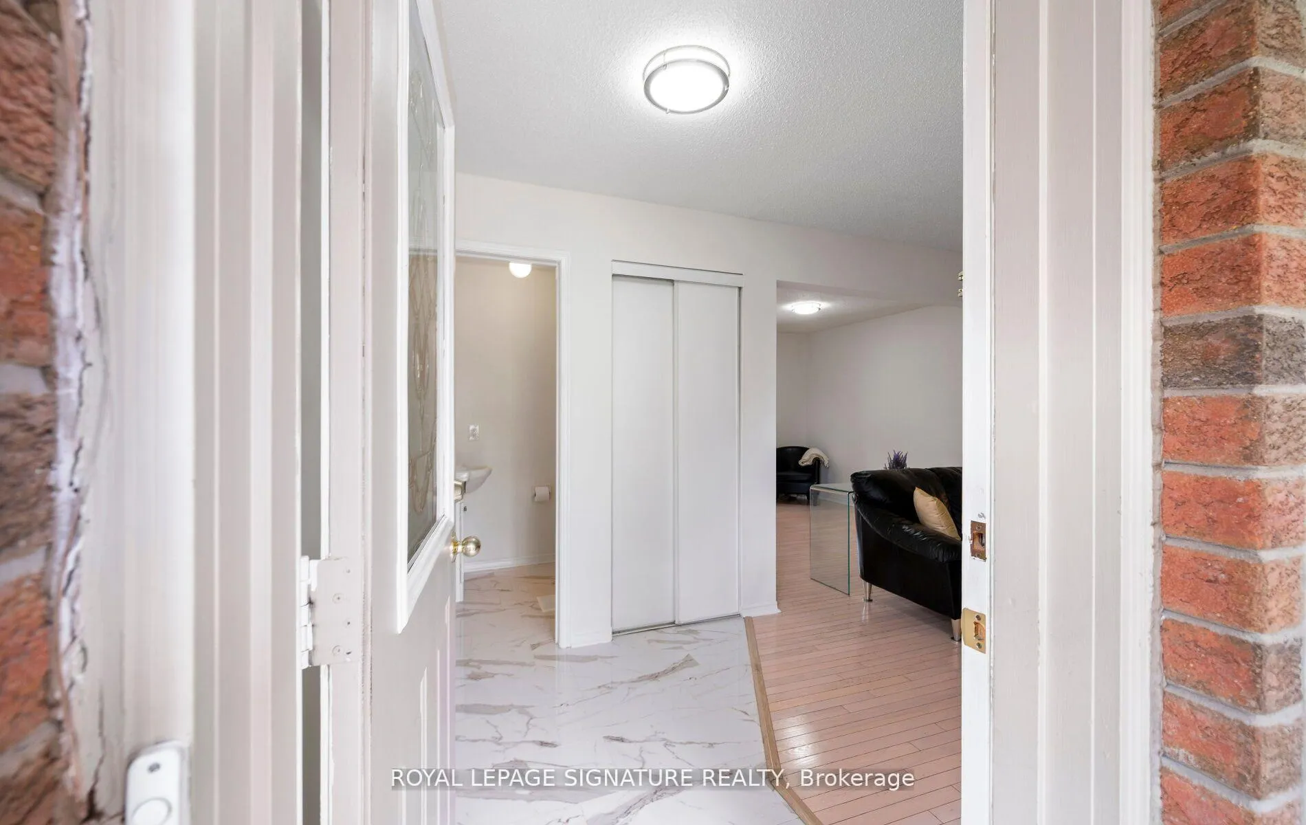 Photo 5 of 7 Kitto Court, Brampton, Fletcher's West — HOMEH
