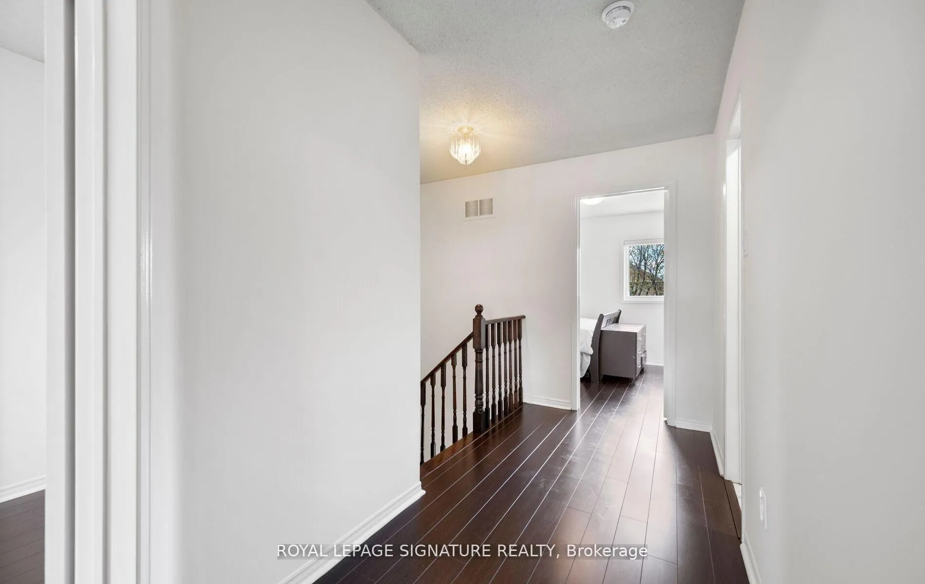Photo 20 of 7 Kitto Court, Brampton, Fletcher's West — HOMEH