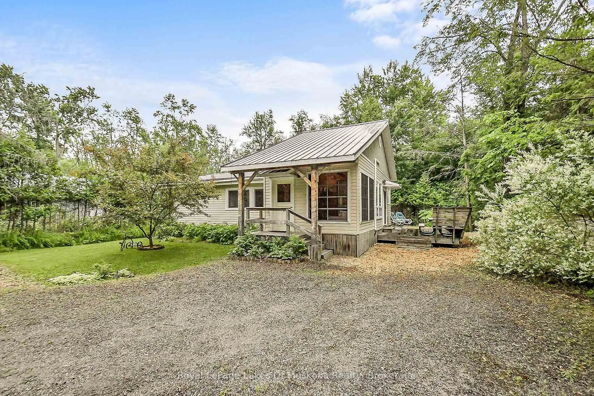 Photo 2 of 1009 Kirbys Beach Road, Bracebridge, Muskoka (N) — HOMEH