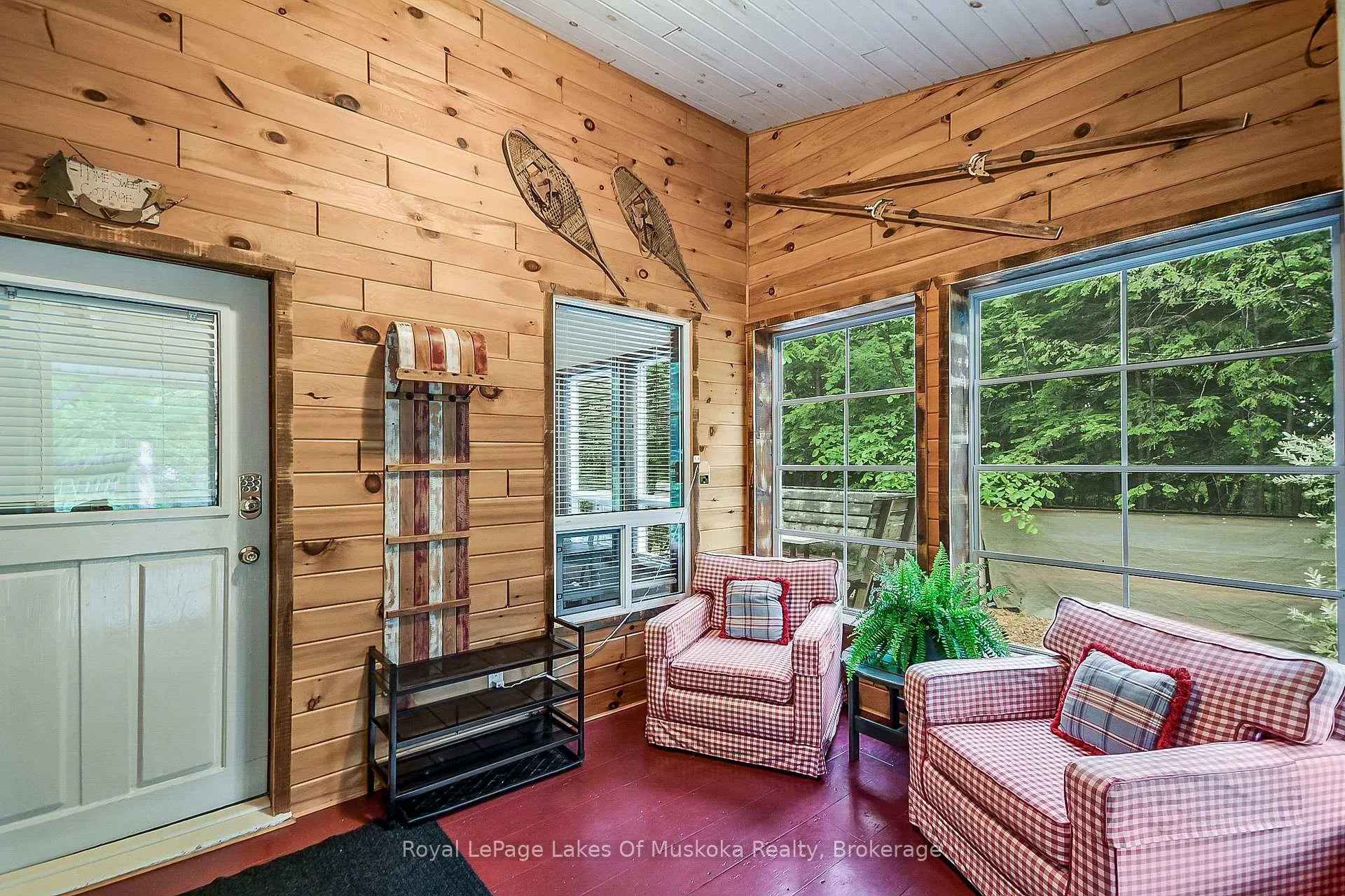 Photo 3 of 1009 Kirbys Beach Road, Bracebridge, Muskoka (N) — HOMEH