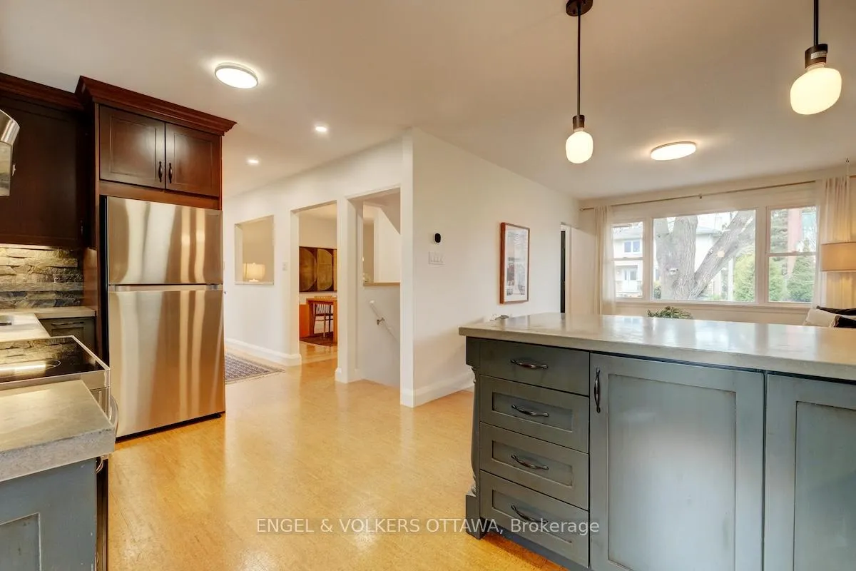 Photo 16 of 1812 Saunderson Drive, Ottawa, Elmvale Acres — HOMEH