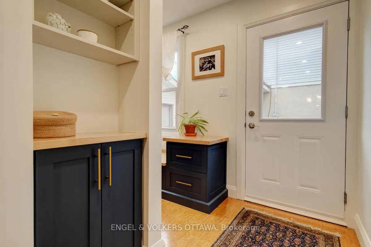 Photo 21 of 1812 Saunderson Drive, Ottawa, Elmvale Acres — HOMEH