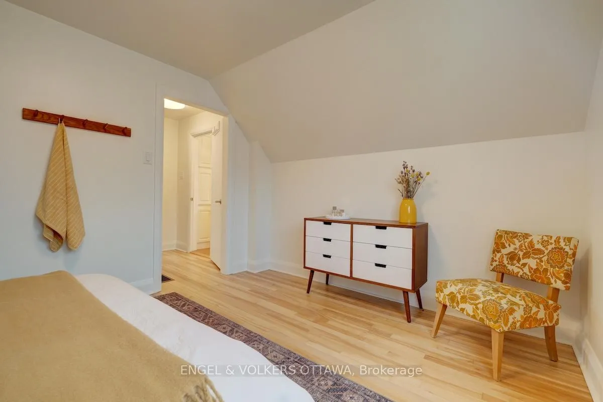 Photo 26 of 1812 Saunderson Drive, Ottawa, Elmvale Acres — HOMEH