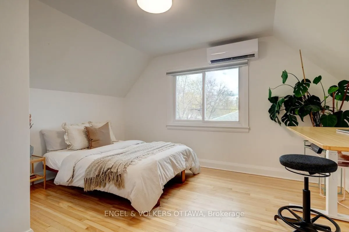 Photo 27 of 1812 Saunderson Drive, Ottawa, Elmvale Acres — HOMEH