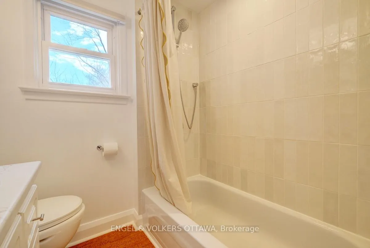 Photo 31 of 1812 Saunderson Drive, Ottawa, Elmvale Acres — HOMEH