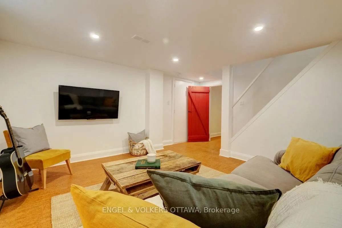 Photo 35 of 1812 Saunderson Drive, Ottawa, Elmvale Acres — HOMEH
