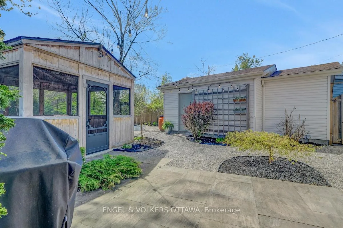 Photo 43 of 1812 Saunderson Drive, Ottawa, Elmvale Acres — HOMEH
