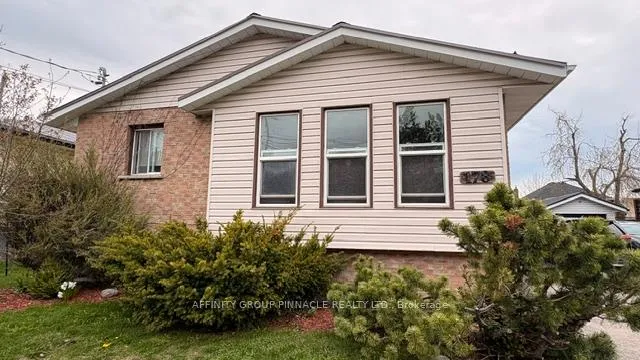 Front of 178 Colborne Street W