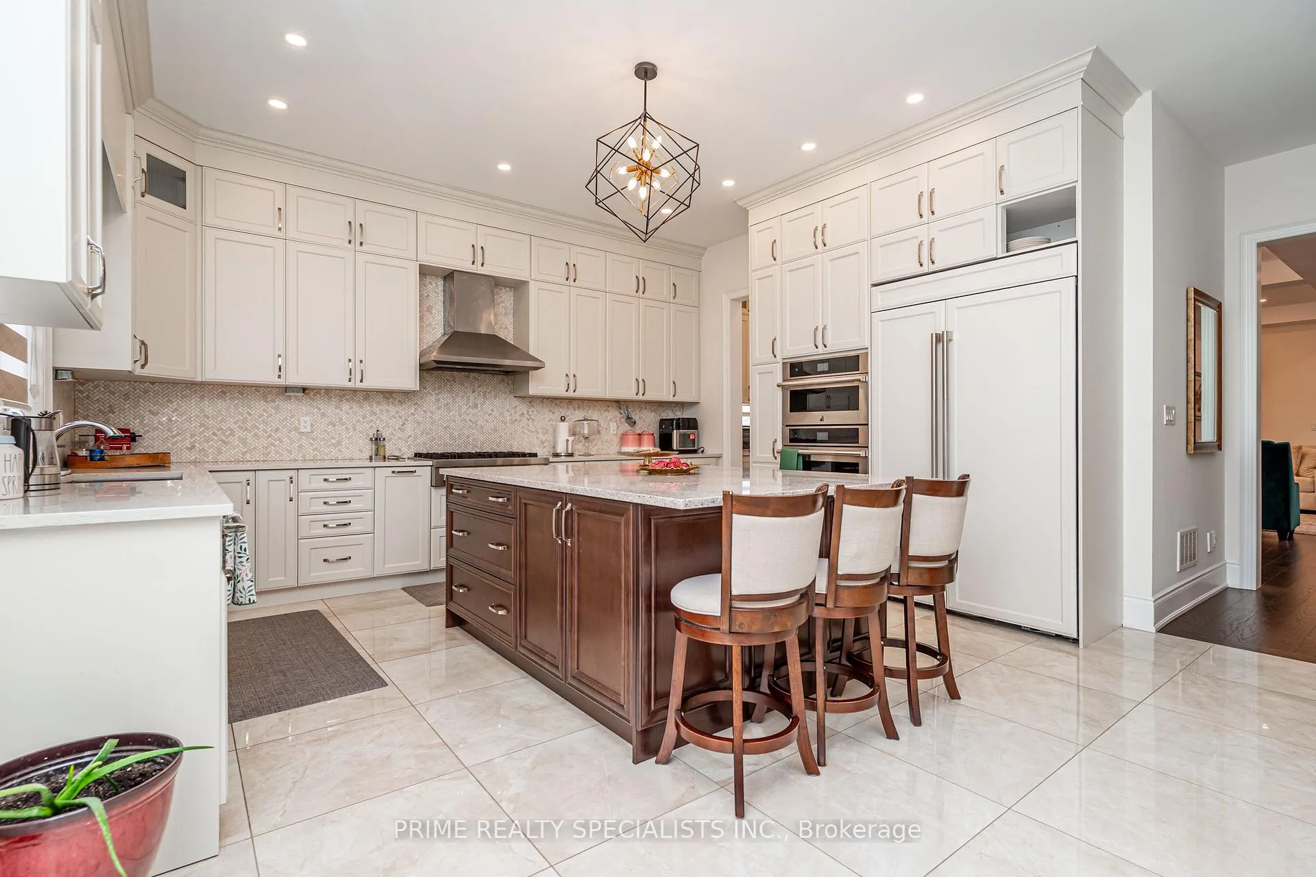 Photo 19 of 21 Midmorning Road, Brampton, Northwest Brampton — HOMEH