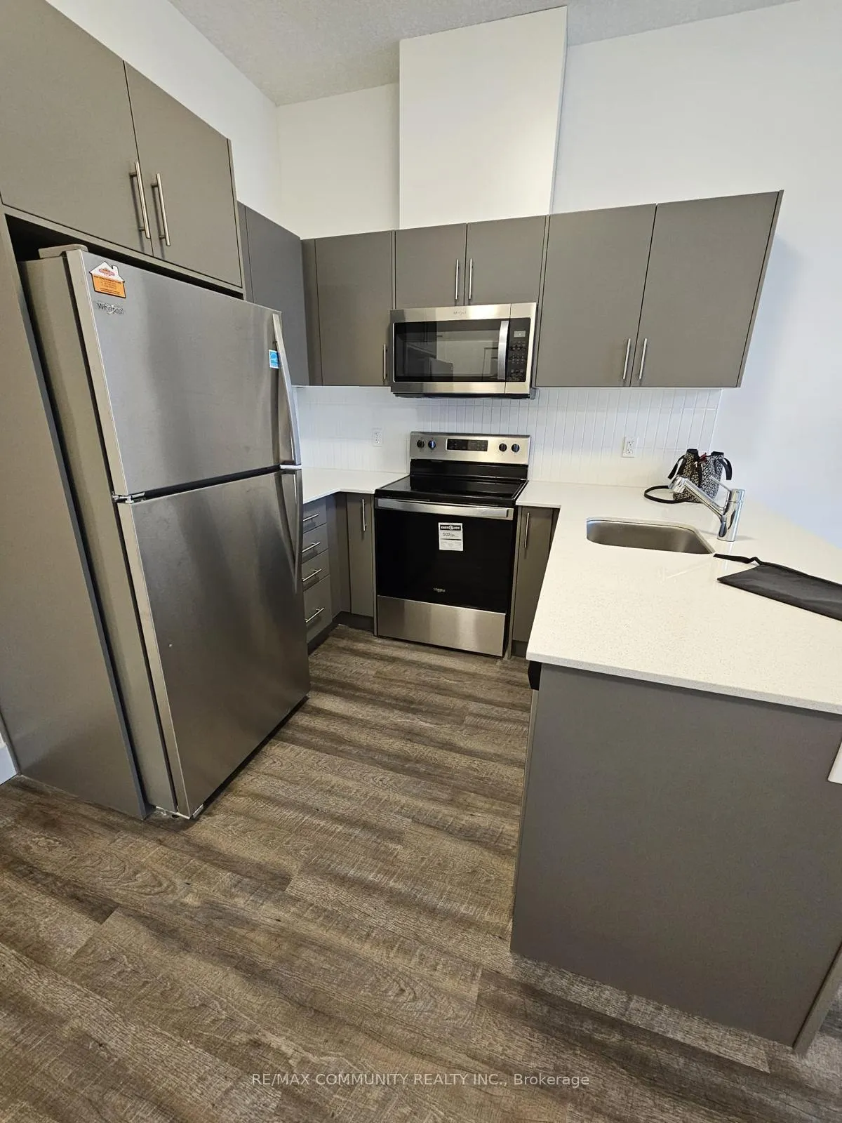 Photo 2 of Unit 106, 107 Roger Street, Waterloo, Uptown Waterloo/North Ward — HOMEH