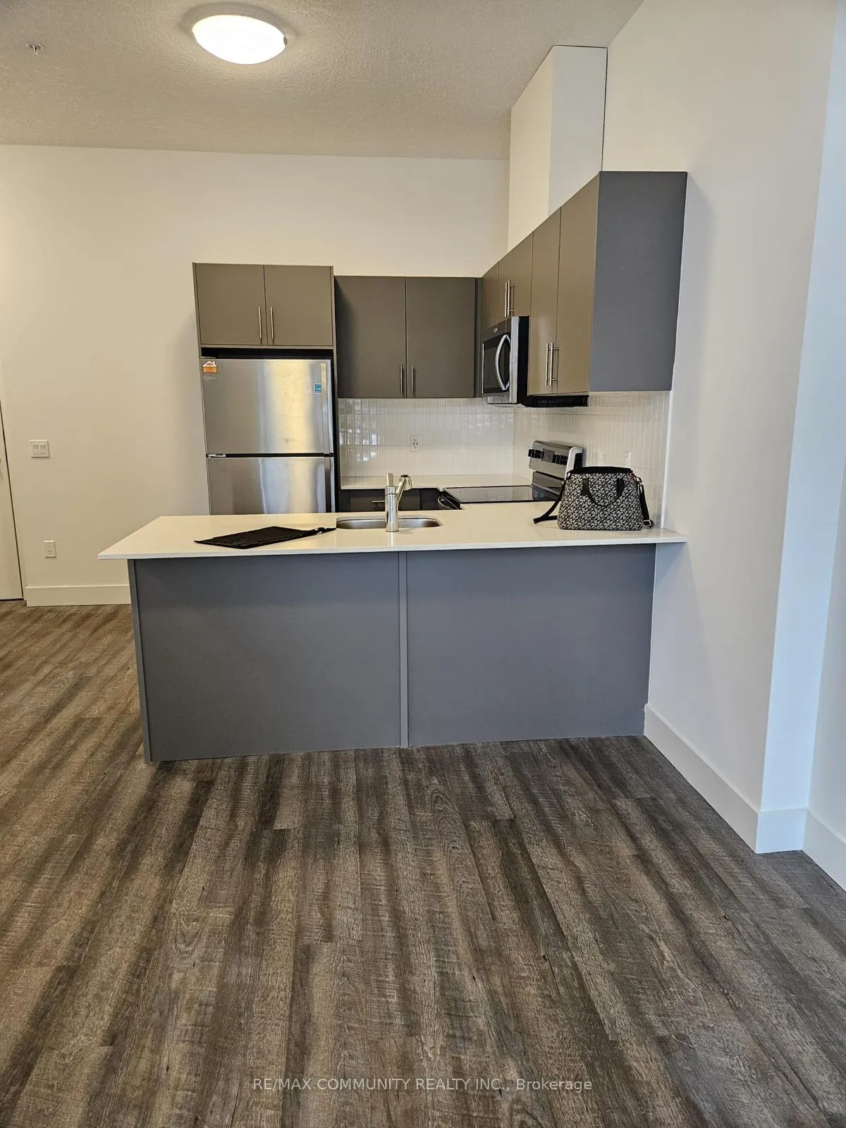 Photo 3 of Unit 106, 107 Roger Street, Waterloo, Uptown Waterloo/North Ward — HOMEH