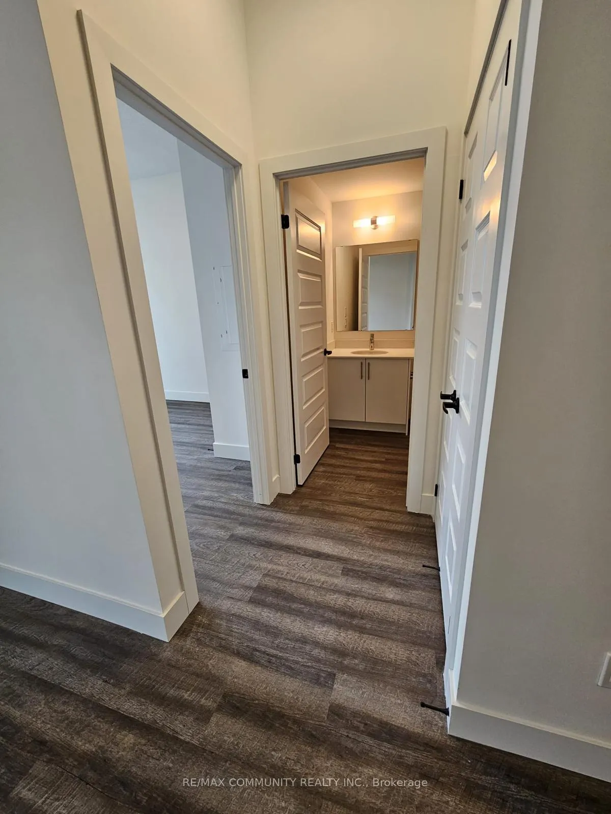 Photo 4 of Unit 106, 107 Roger Street, Waterloo, Uptown Waterloo/North Ward — HOMEH