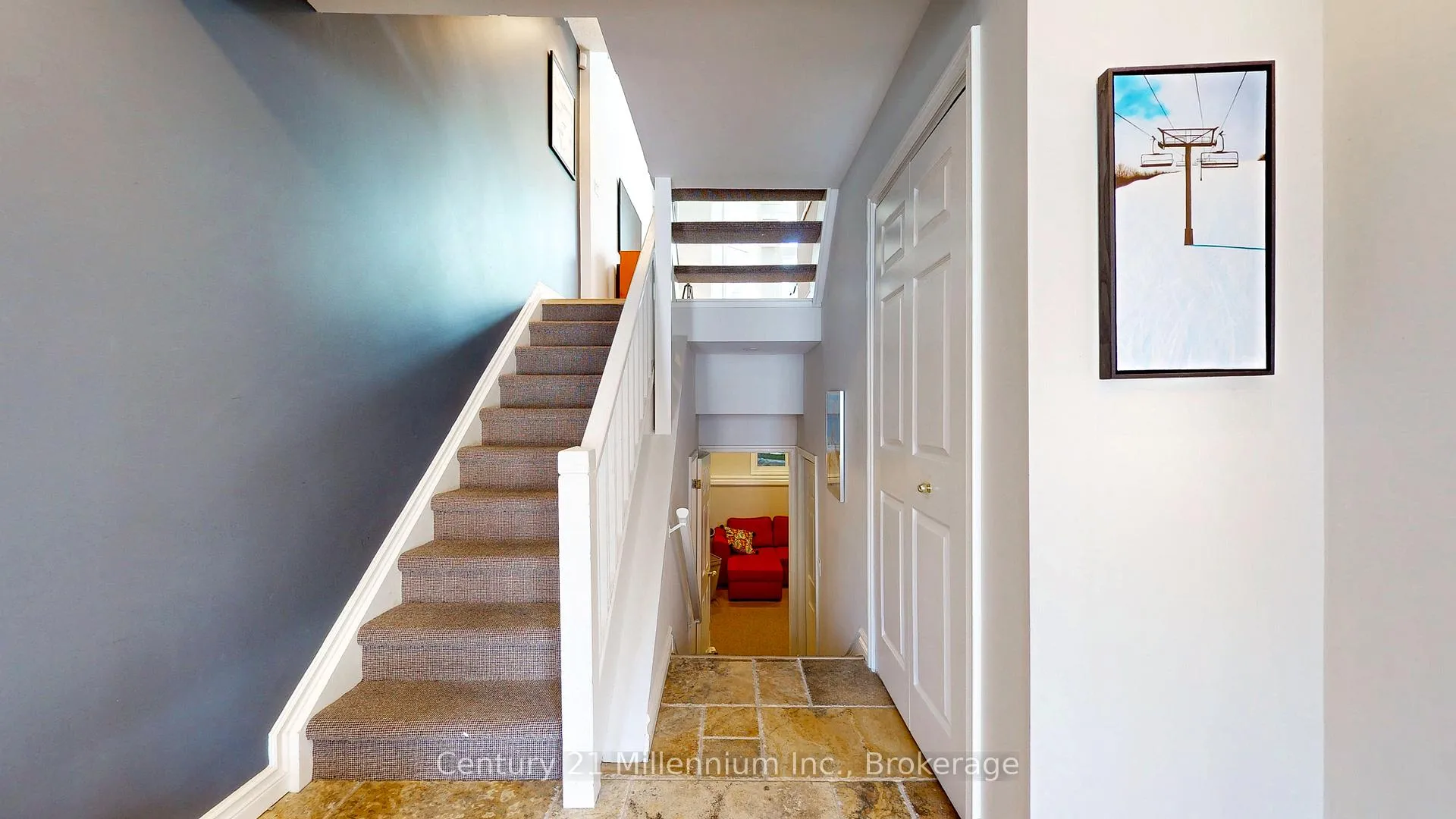 Photo 7 of 36 Lighthouse Lane E, Collingwood — HOMEH