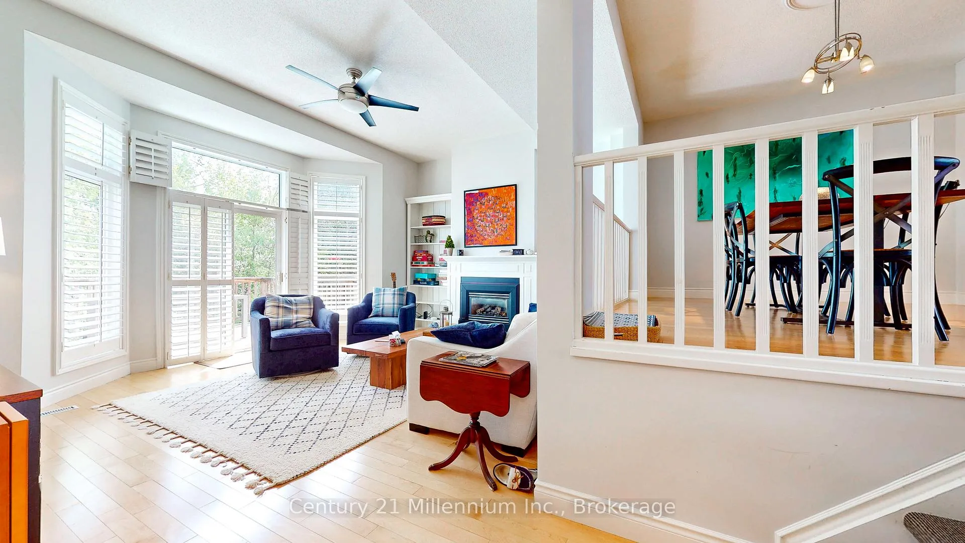 Photo 8 of 36 Lighthouse Lane E, Collingwood — HOMEH