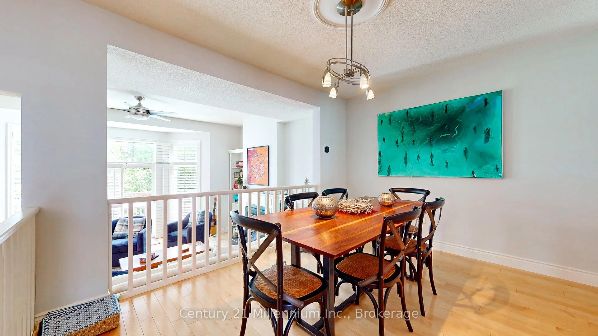 Photo 19 of 36 Lighthouse Lane E, Collingwood — HOMEH