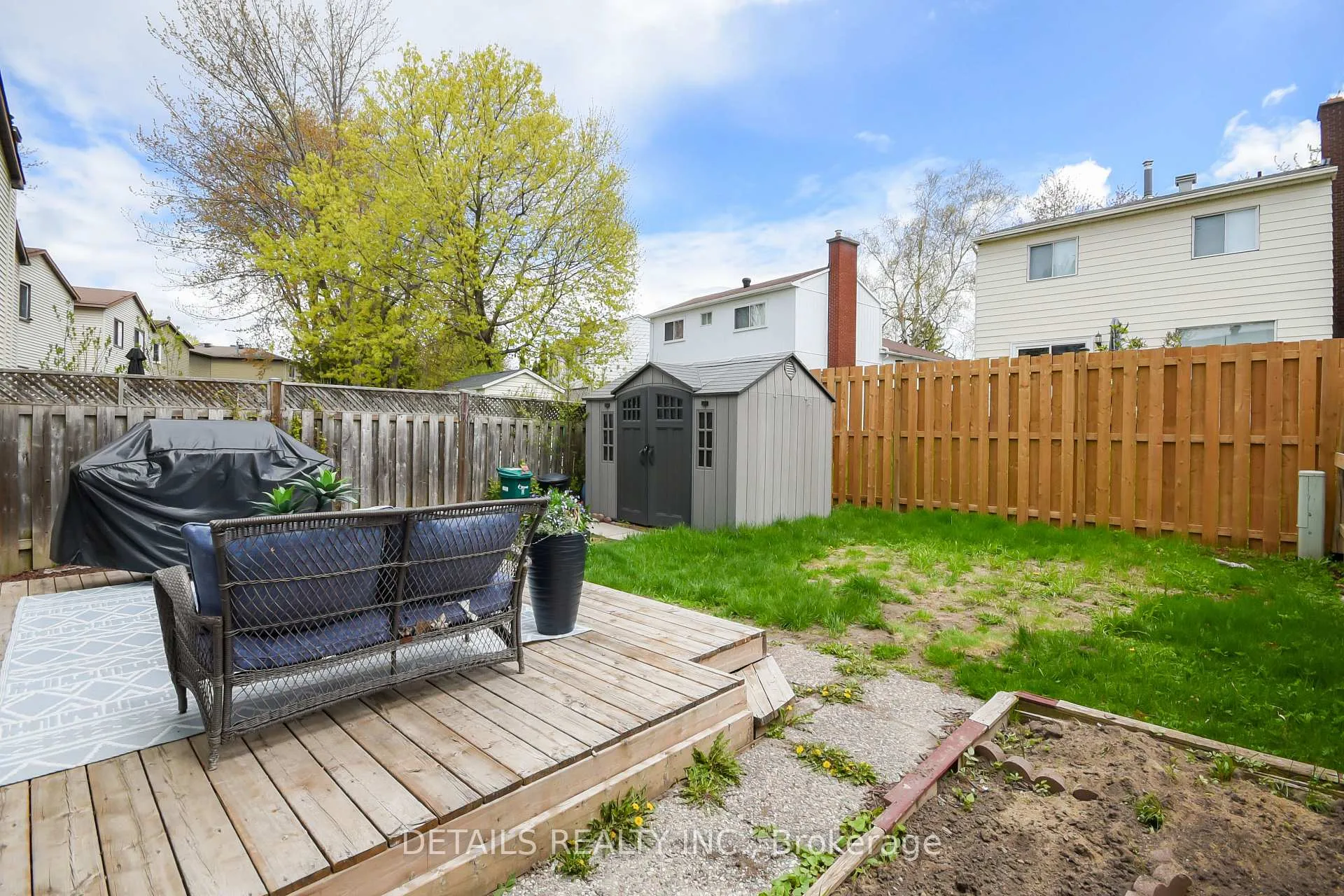 Photo 4 of 229 Equestrian Drive, Ottawa, Kanata - Bridlewood — HOMEH