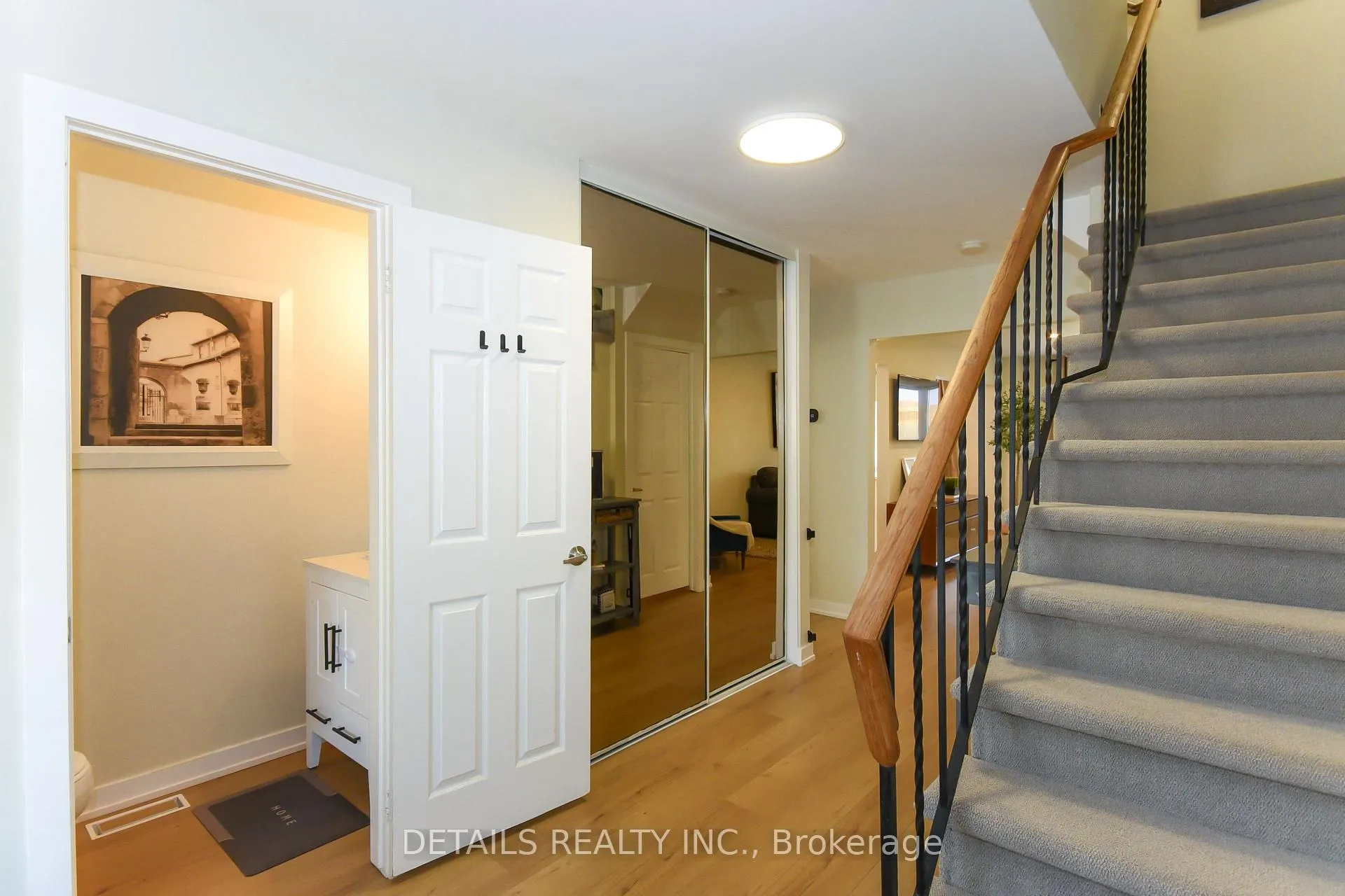 Photo 10 of 229 Equestrian Drive, Ottawa, Kanata - Bridlewood — HOMEH