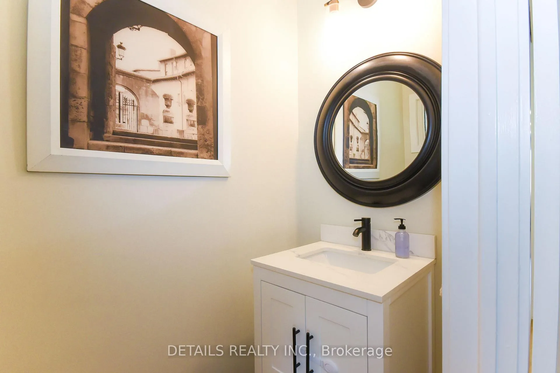 Photo 11 of 229 Equestrian Drive, Ottawa, Kanata - Bridlewood — HOMEH