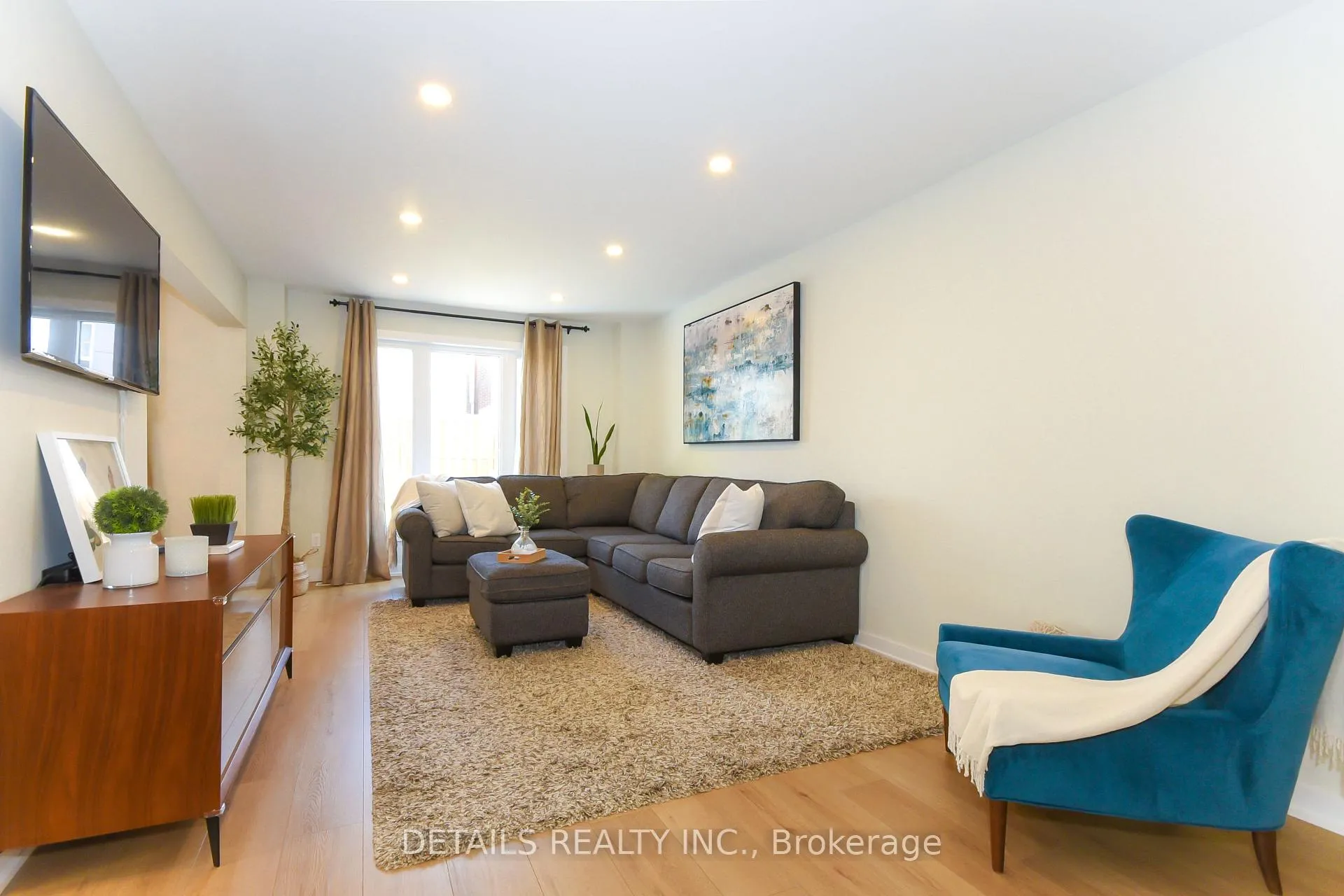 Photo 12 of 229 Equestrian Drive, Ottawa, Kanata - Bridlewood — HOMEH