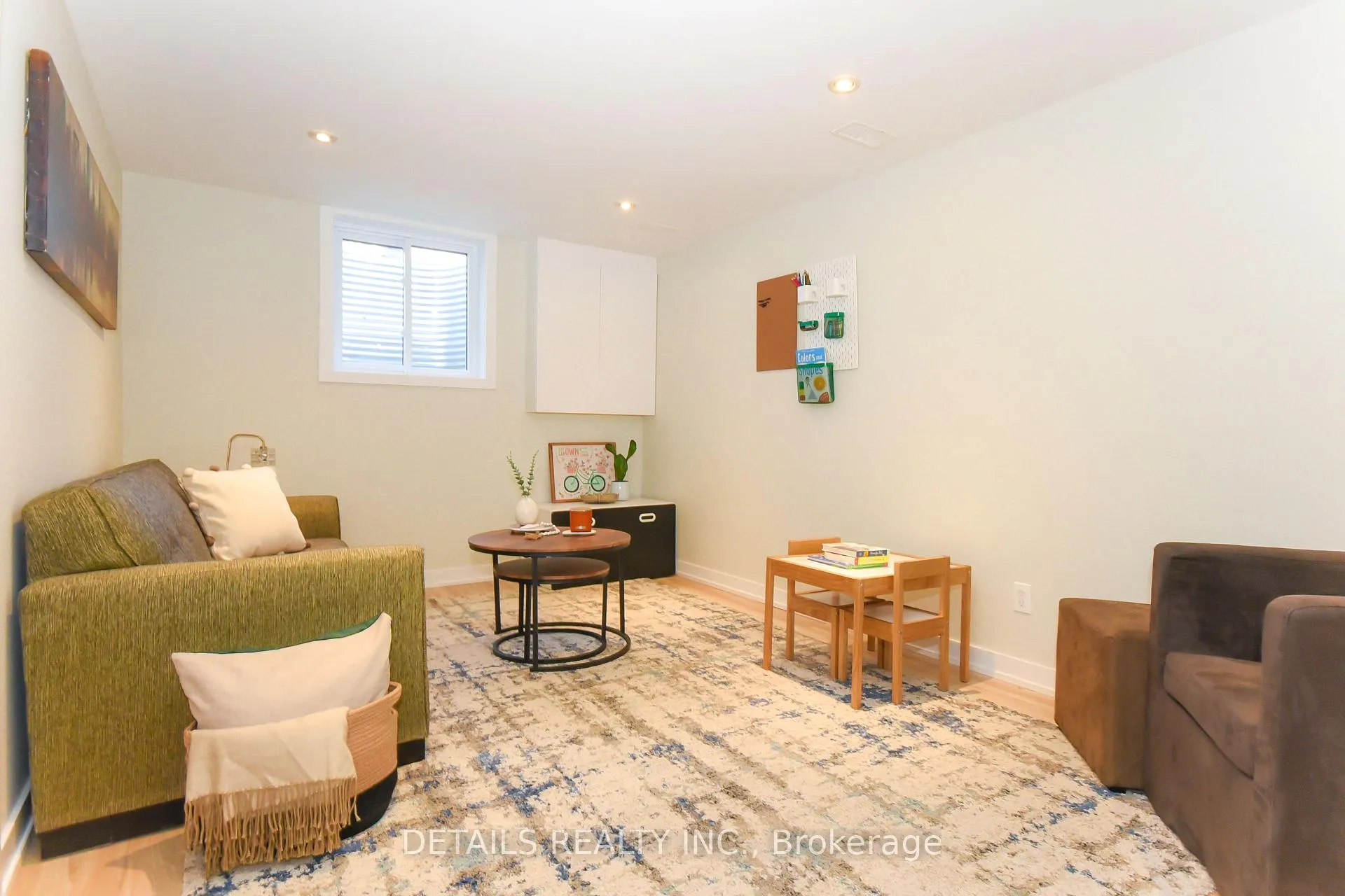 Photo 43 of 229 Equestrian Drive, Ottawa, Kanata - Bridlewood — HOMEH