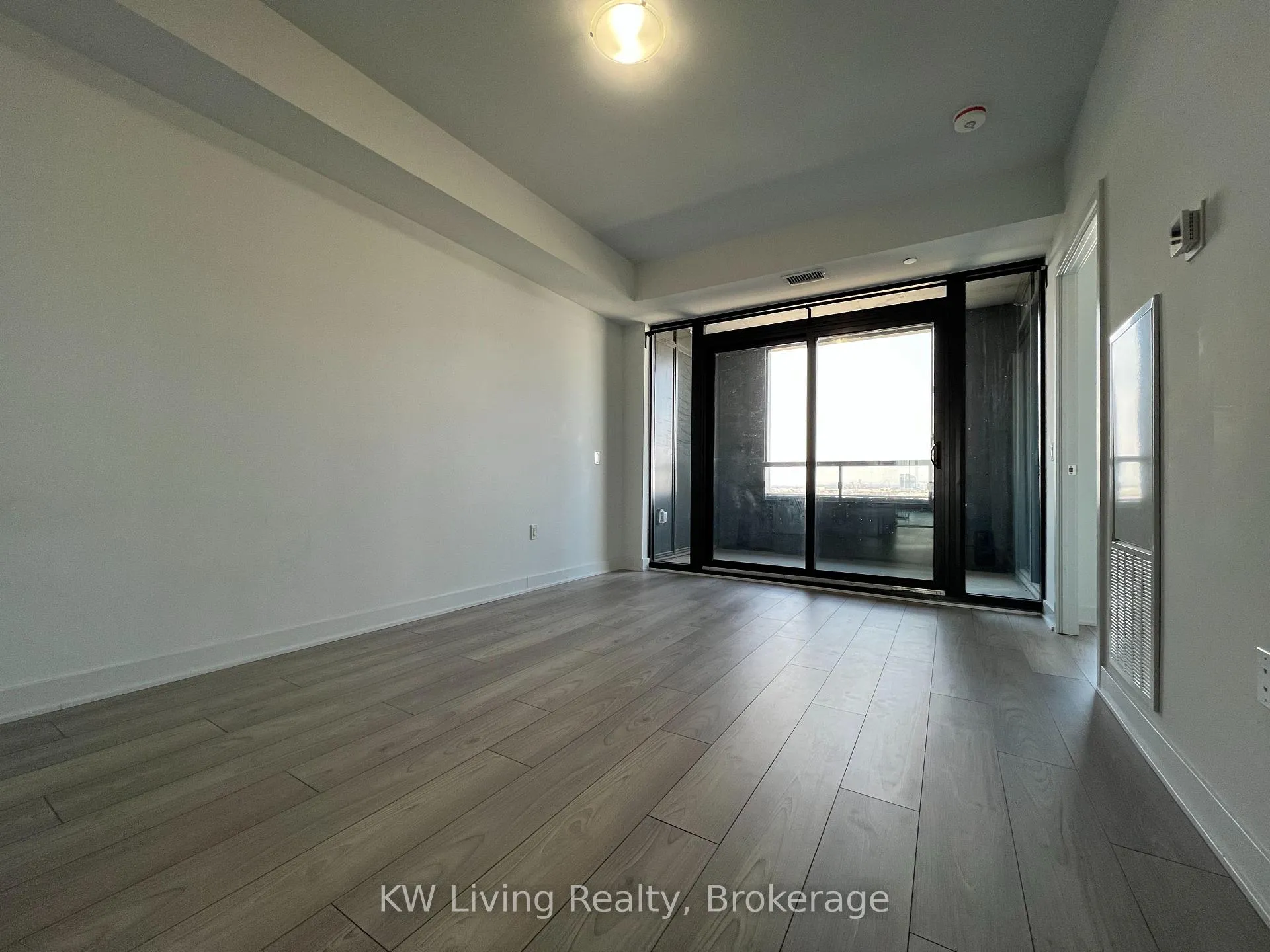Photo 10 of Unit 1103, 2920 Hwy 7, Vaughan, Concord — HOMEH