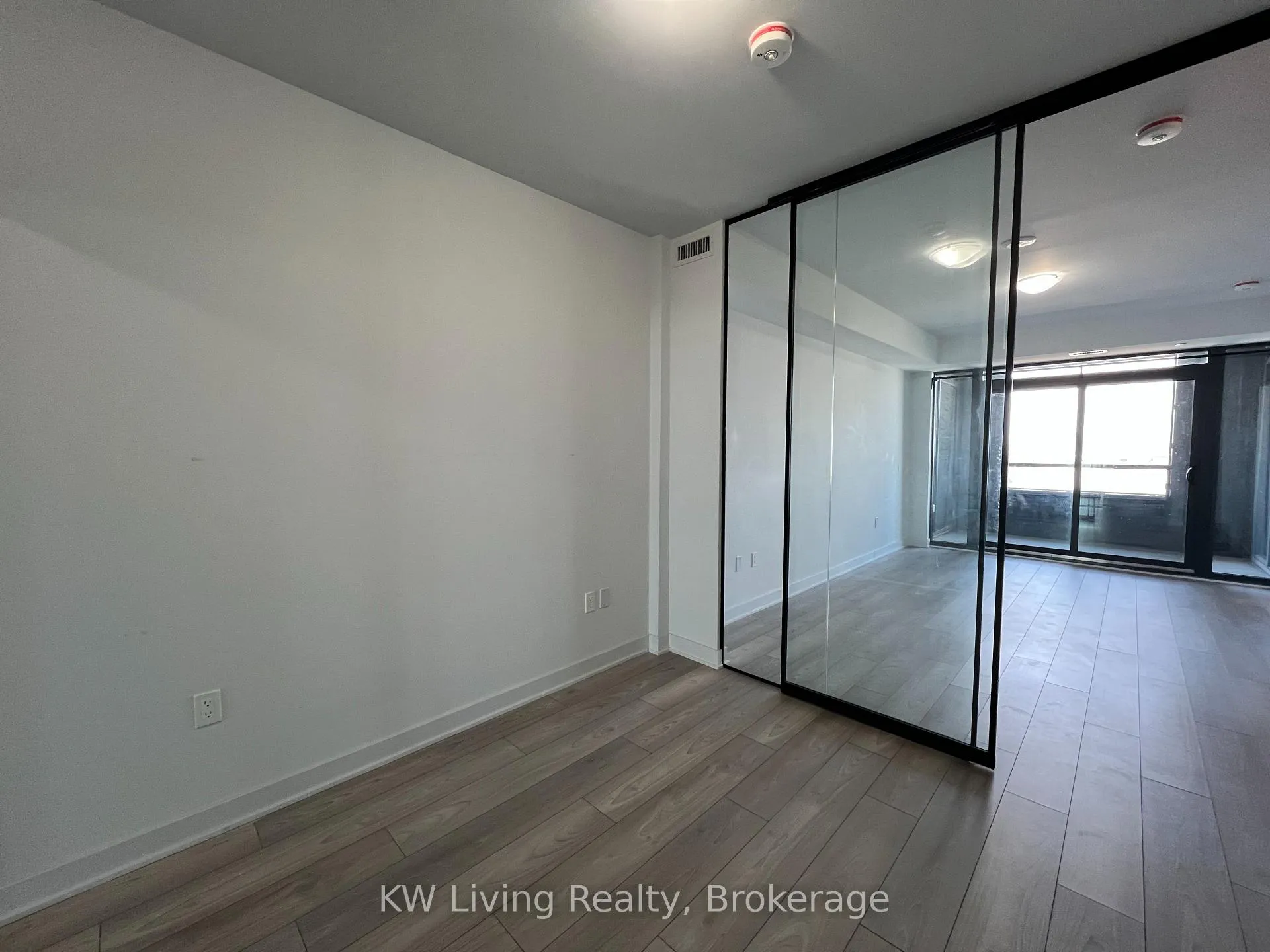Photo 14 of Unit 1103, 2920 Hwy 7, Vaughan, Concord — HOMEH