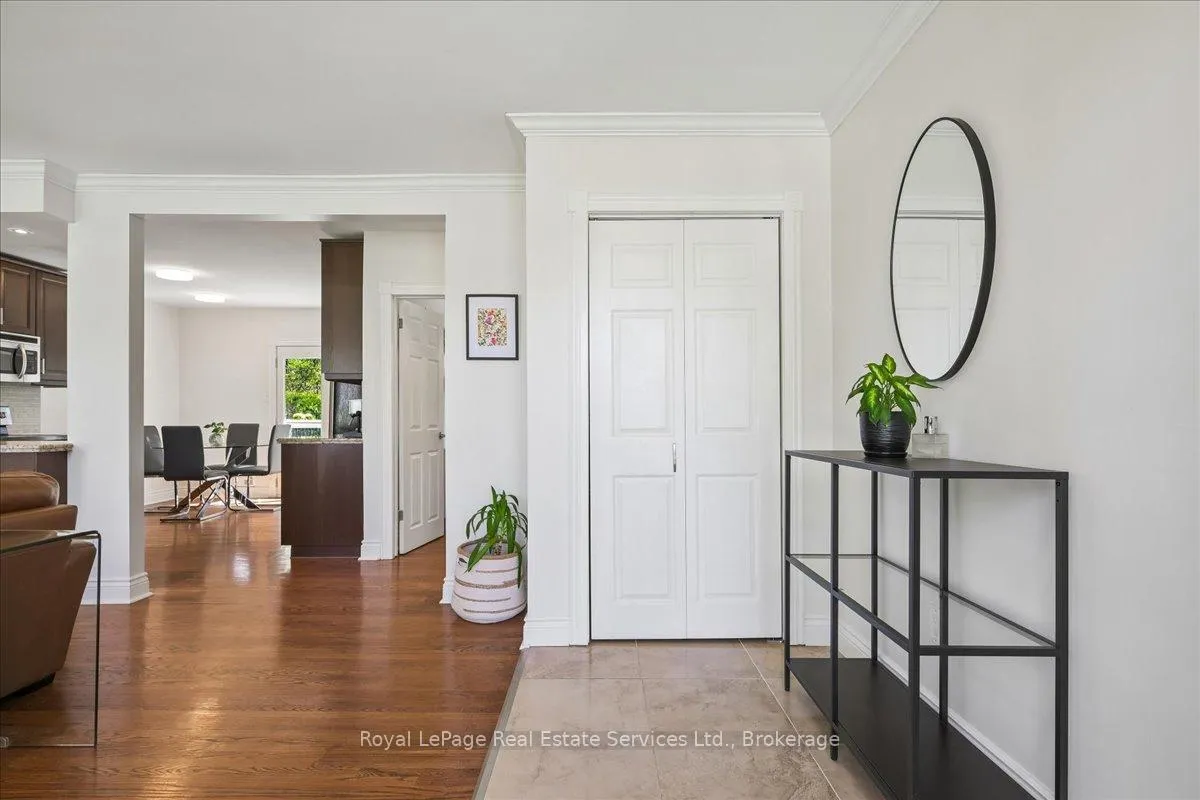 Photo 4 of 1463 Augustine Drive, Burlington, Mountainside — HOMEH