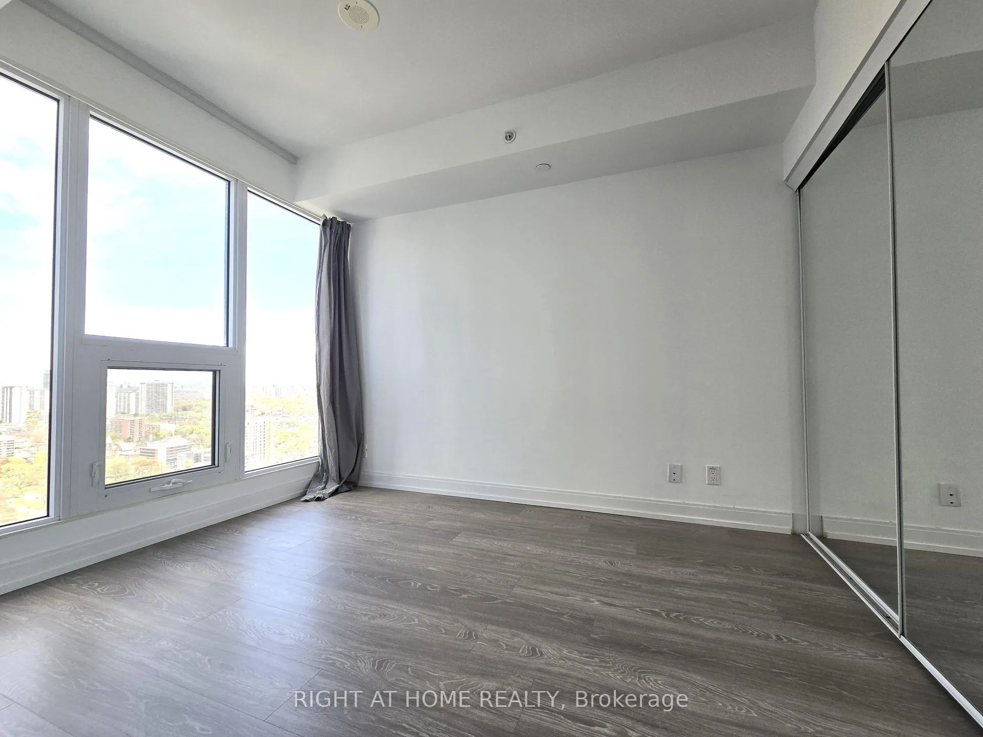 Photo 12 of Unit 3802, 181 Dundas Street E, Toronto, Moss Park — HOMEH