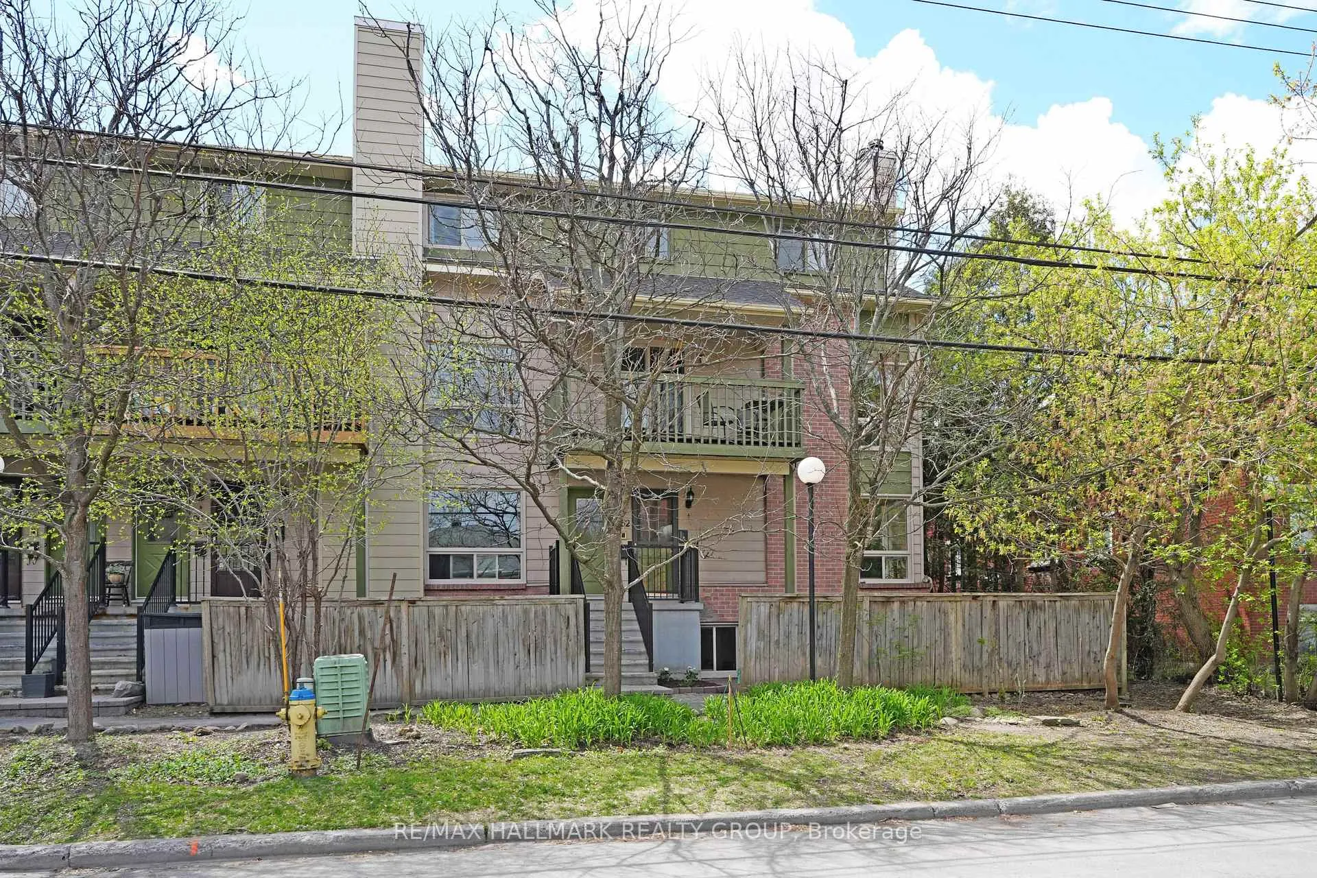 Photo 1 of 262A Presland Road, Ottawa, Overbrook/Castle Heights — HOMEH