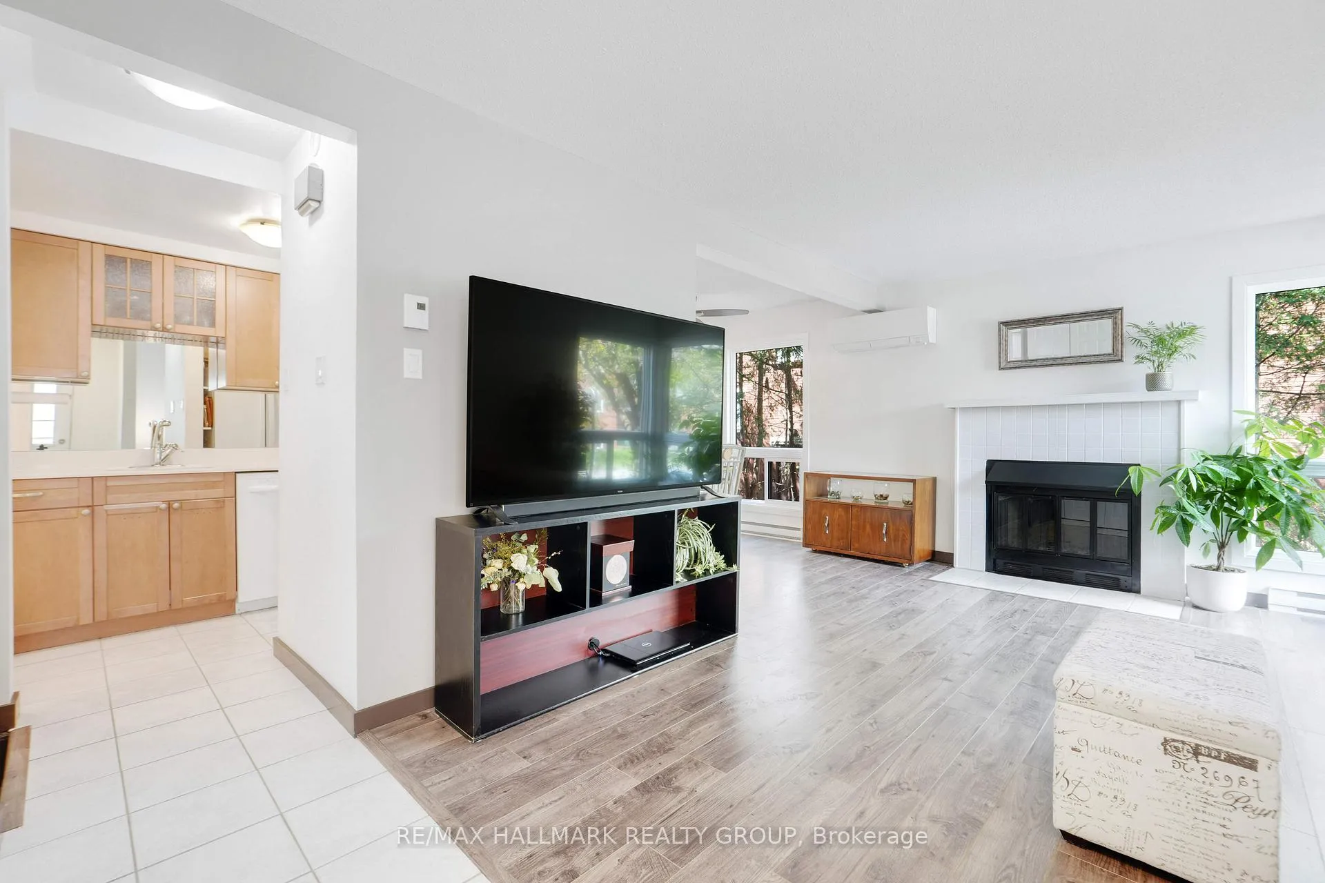 Photo 8 of 262A Presland Road, Ottawa, Overbrook/Castle Heights — HOMEH