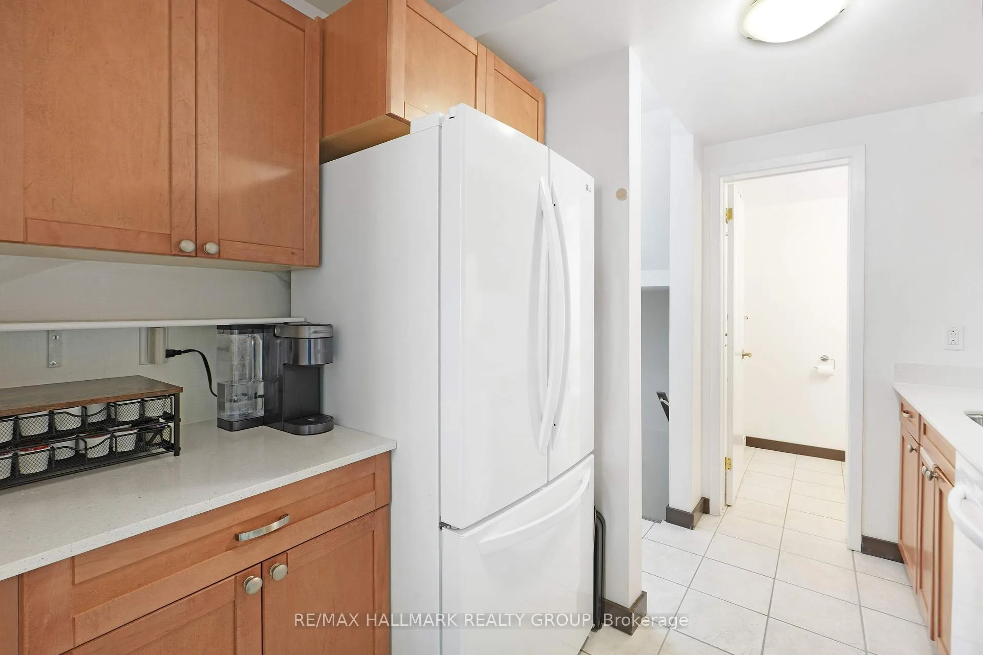 Photo 12 of 262A Presland Road, Ottawa, Overbrook/Castle Heights — HOMEH