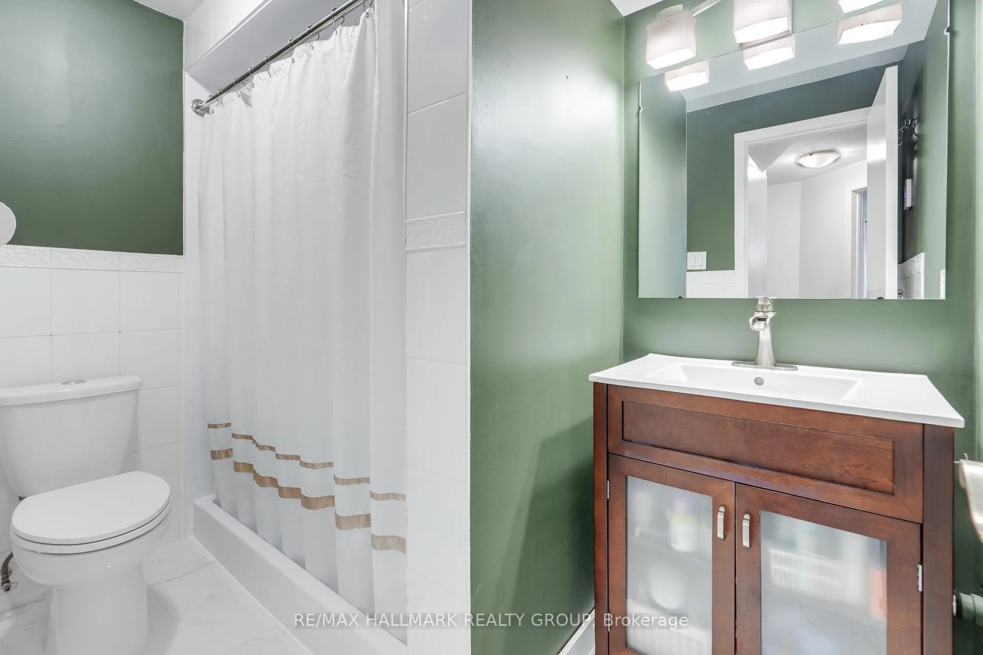 Photo 24 of 262A Presland Road, Ottawa, Overbrook/Castle Heights — HOMEH