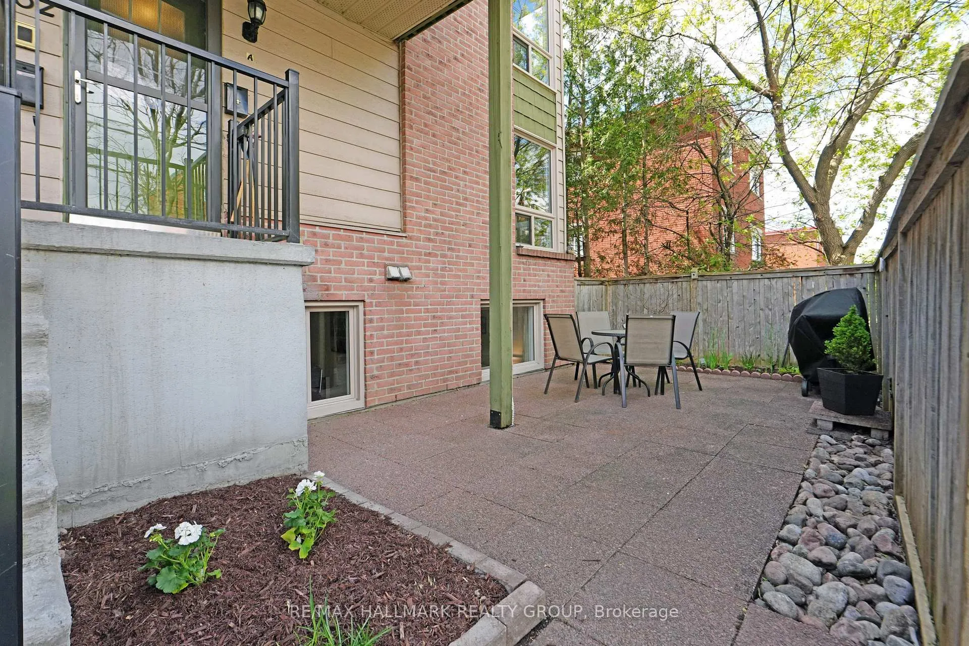 Photo 28 of 262A Presland Road, Ottawa, Overbrook/Castle Heights — HOMEH